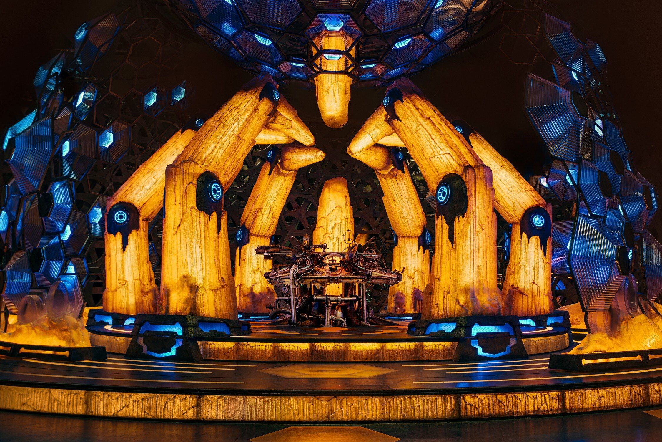 2250x1501 Host a video call from the TARDIS!