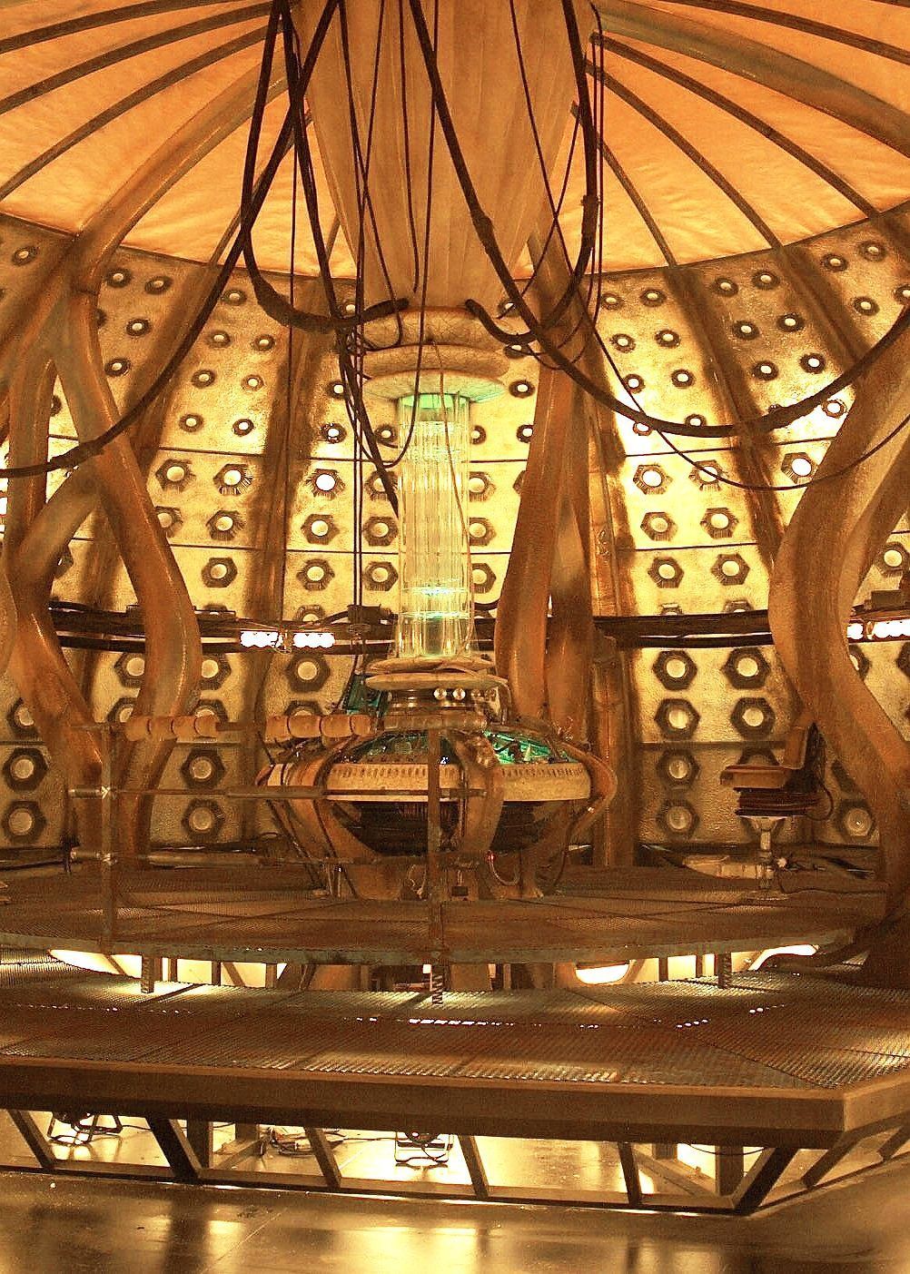 1002x1403 Doctor Who Tardis Interiors Wallpaper