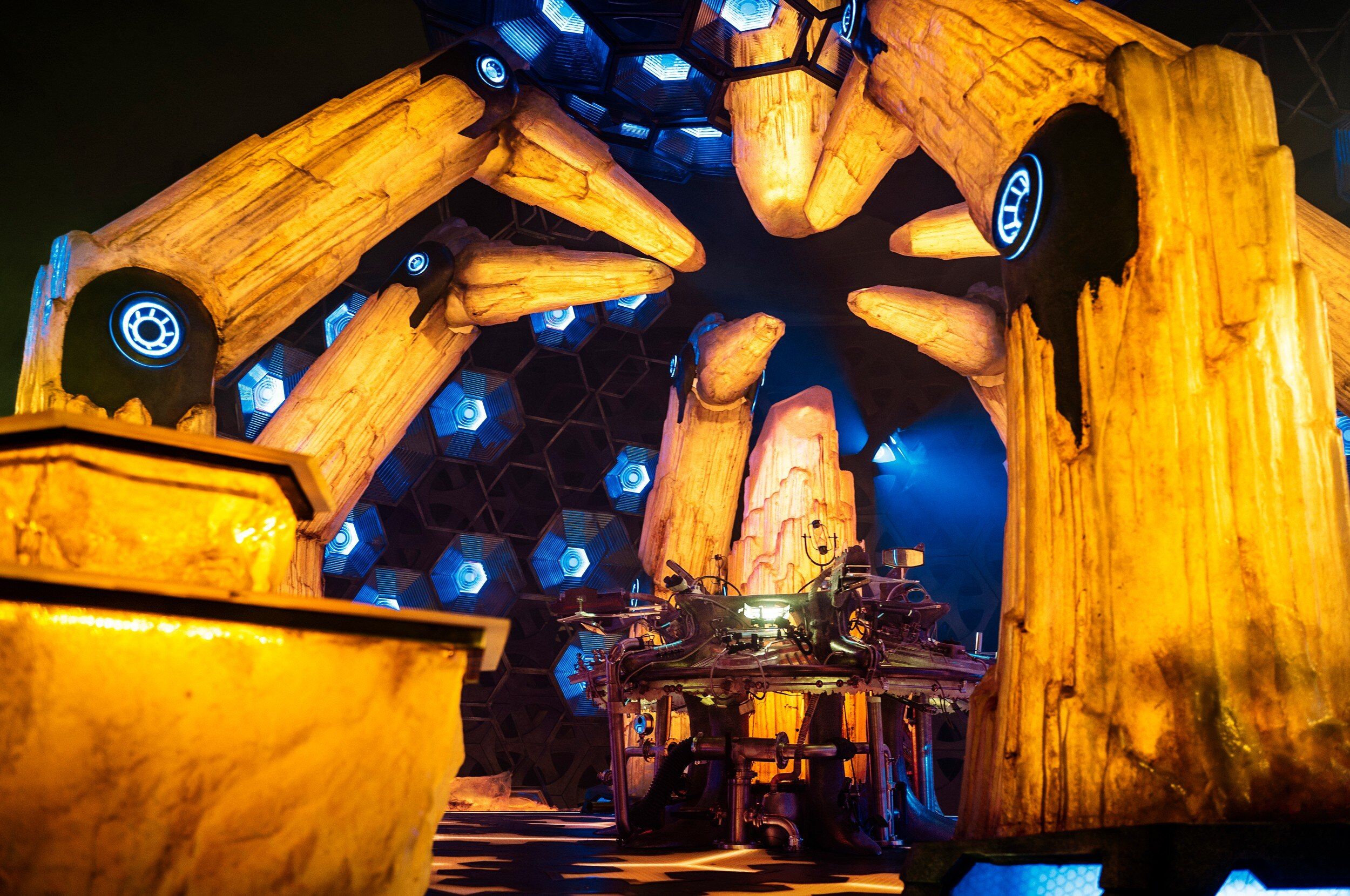 2500x1659 Host a video call from the TARDIS!