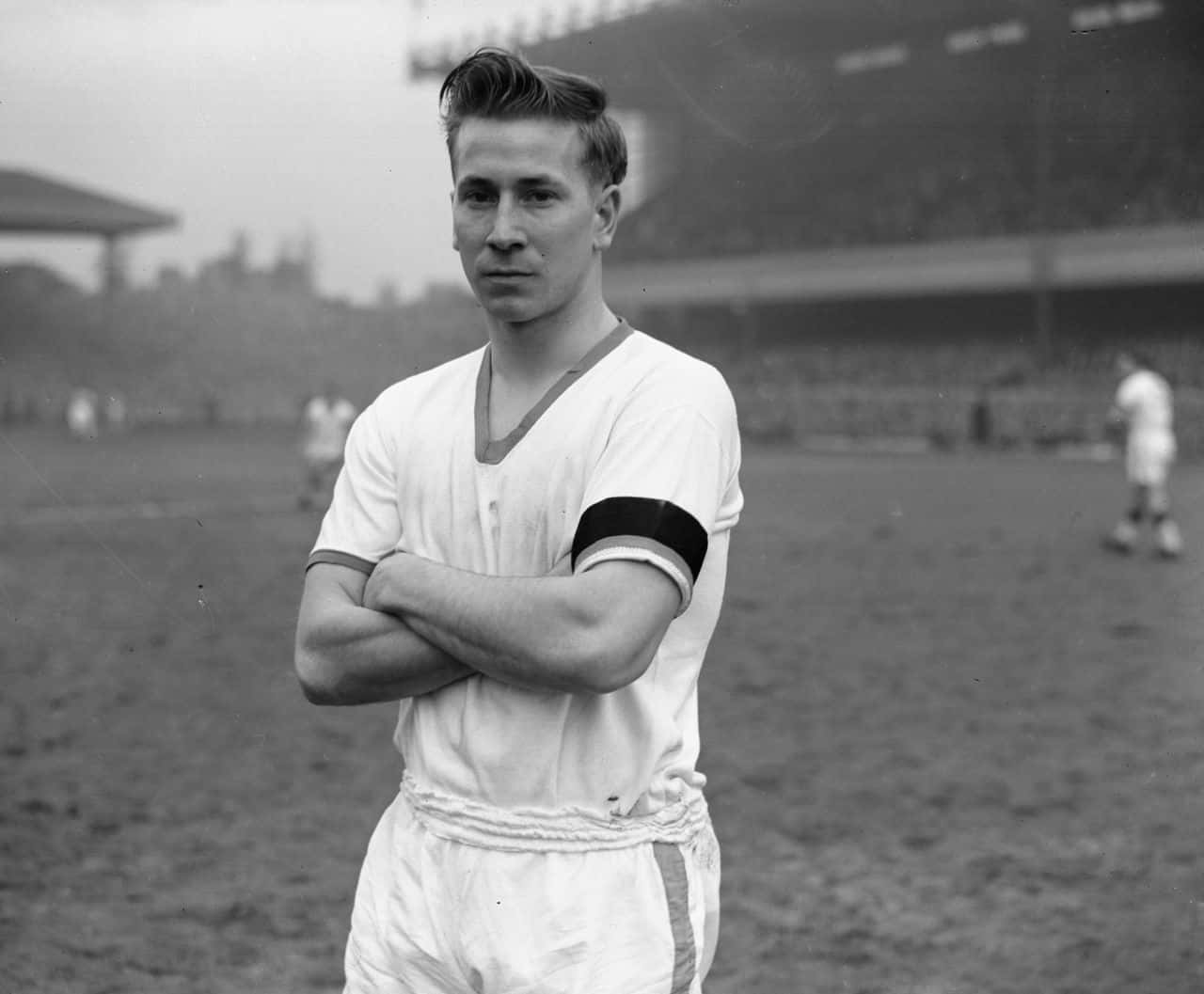 1280x1057 Bobby Charlton Wallpaper