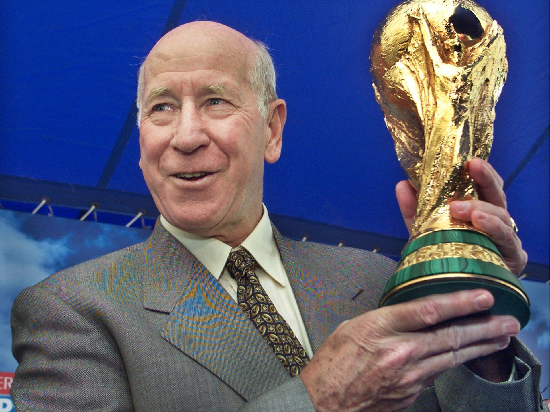 1920x1440 Bobby Charlton, Manchester United and England legend, dies aged 86