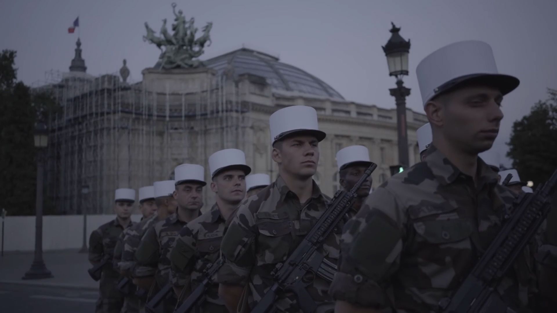1920x1080 Can I run away and join the French Foreign Legion?