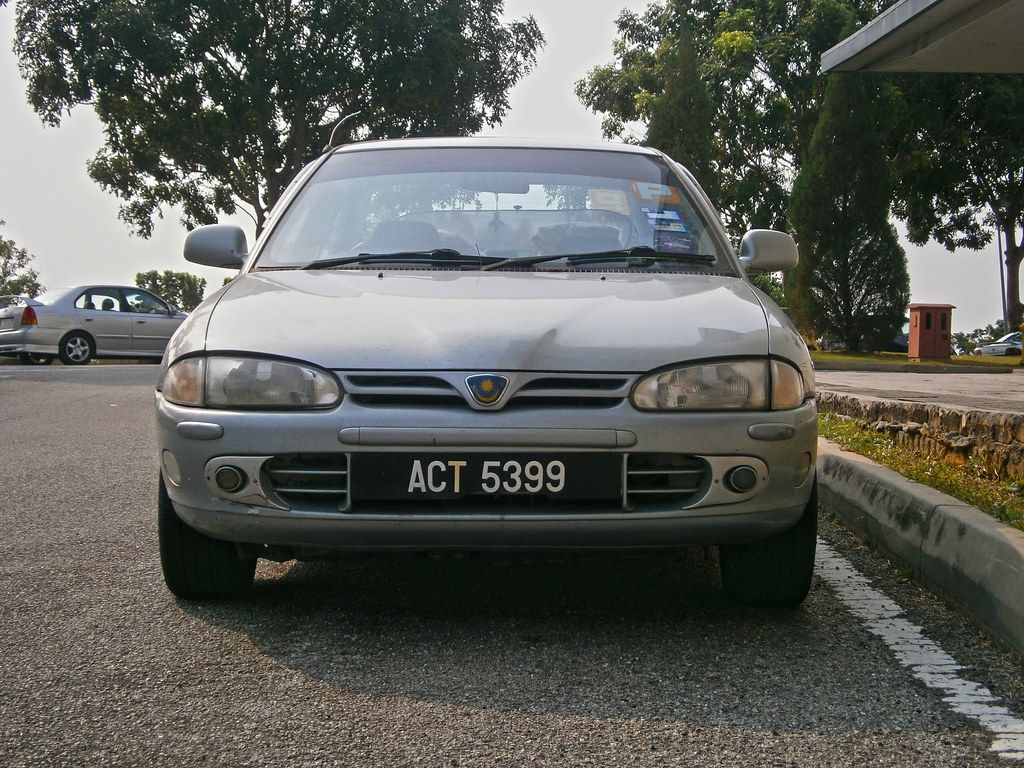 1024x768 Proton Wira (C90) 1.6 XLi 4 Door Saloon (04). Photogra