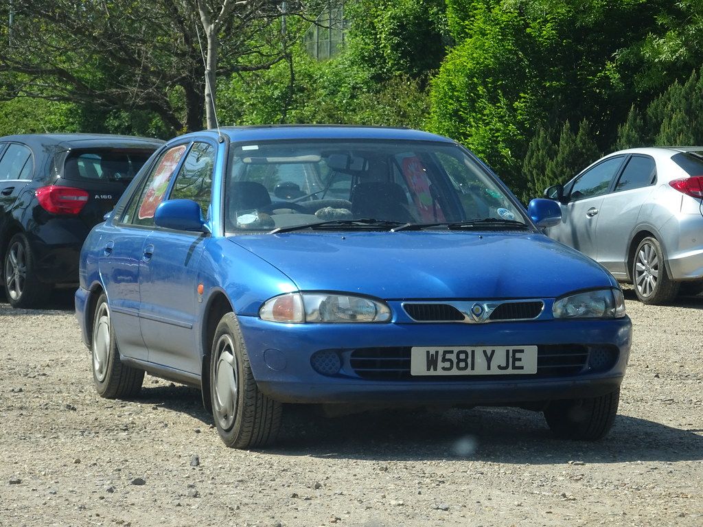 1024x768 PROTON WIRA LXi AUTO. Old Surrey Cars