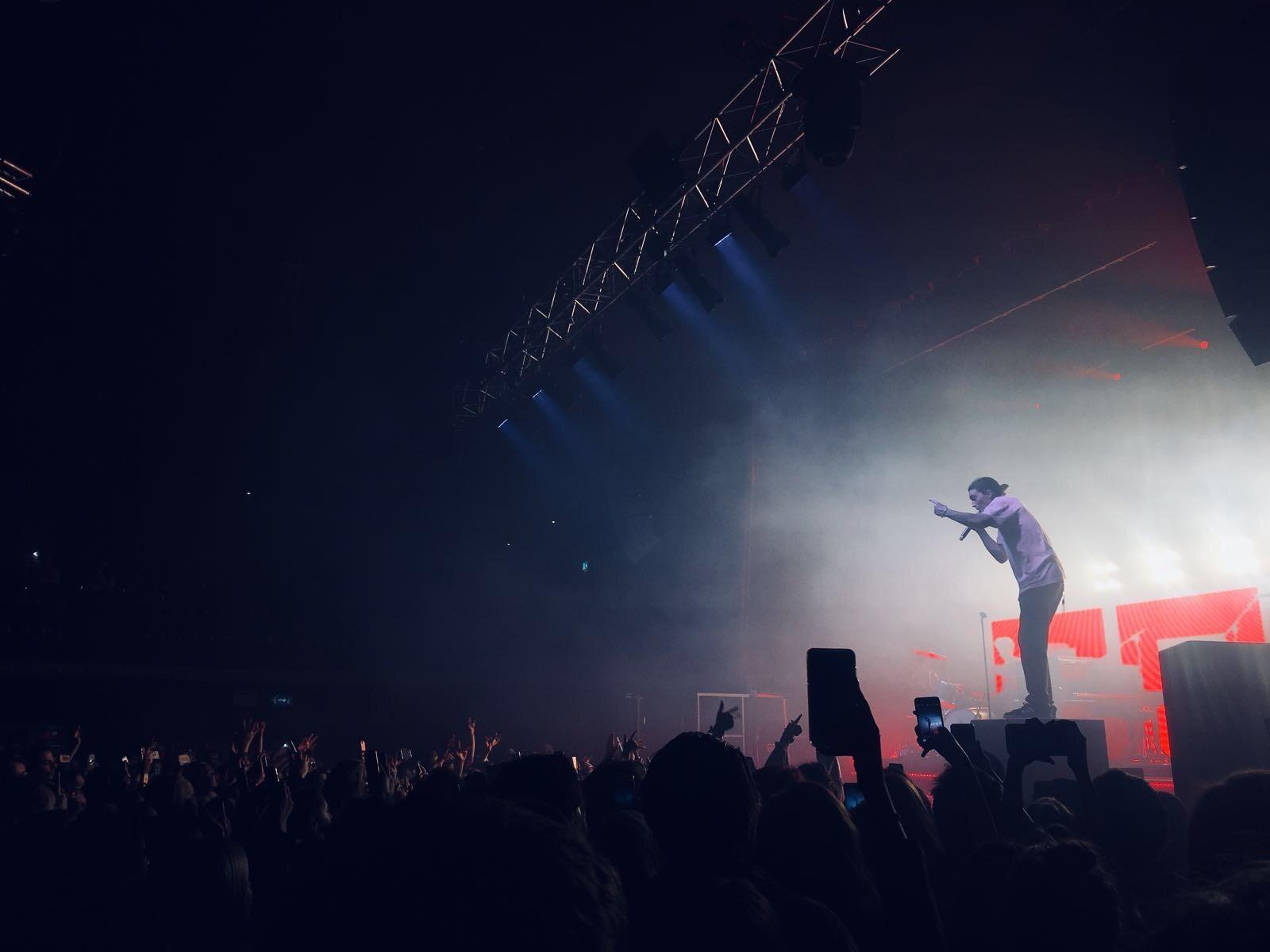 1600x1200 LANY Los Angeles New York Wallpaper