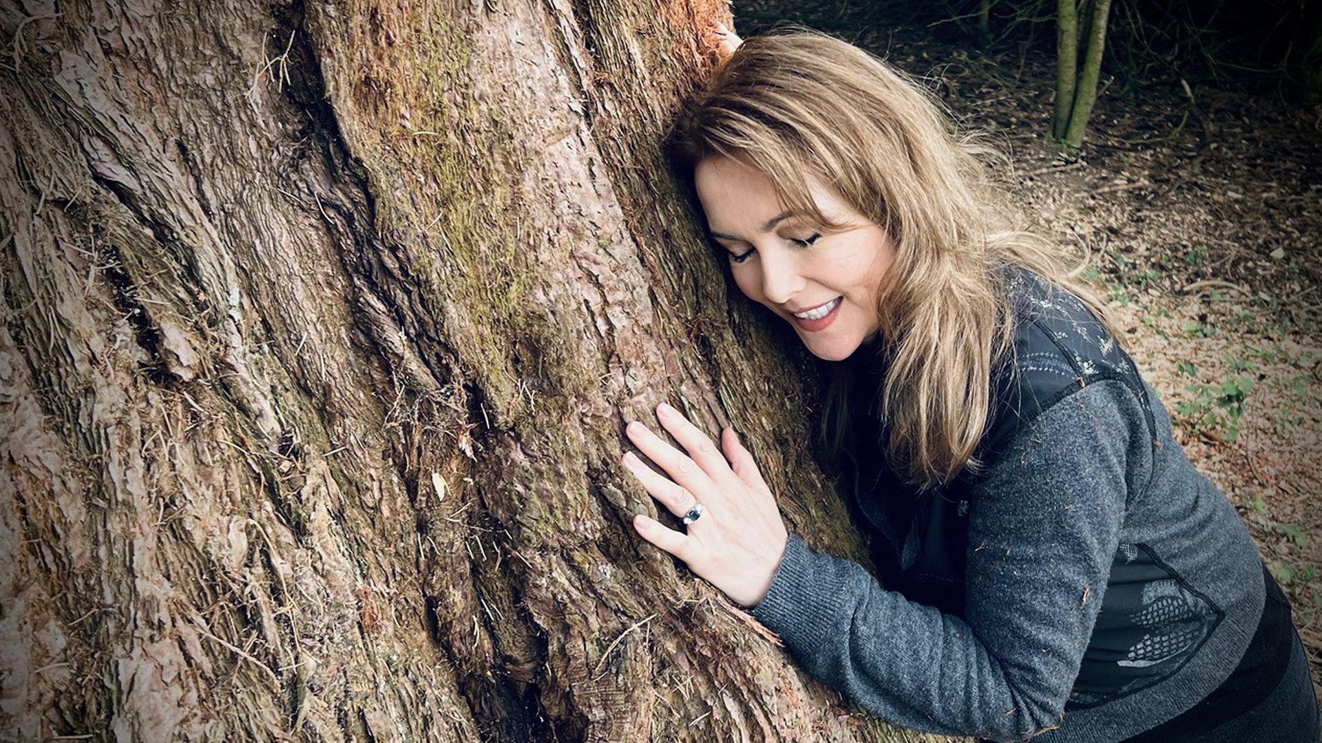 1920x1080 Emma Samms: Feeling the need to nurture. Great British Life