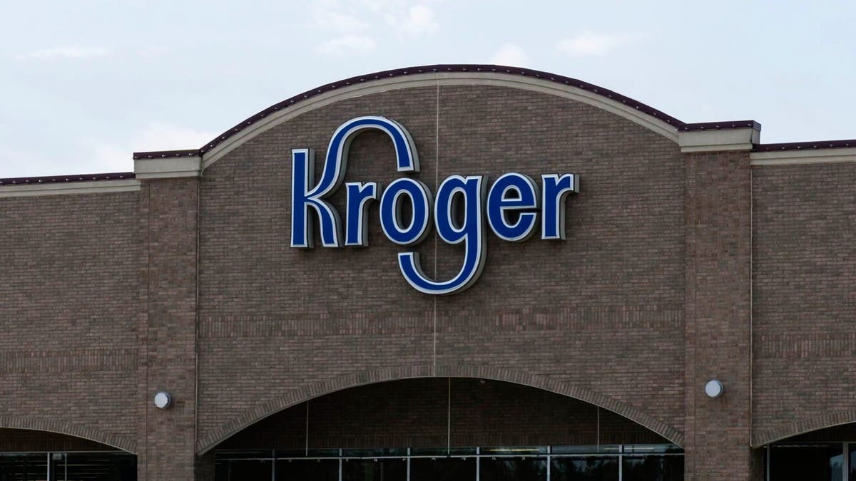 1200x675 Kroger to continue requiring masks at US supermarkets despite Texas, Mississippi lifting mandates