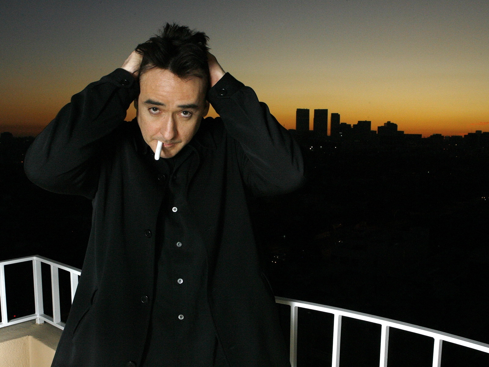 1600x1200 john cusack, brunette, actor Wallpaper, HD Man 4K Wallpaper, Image and Background