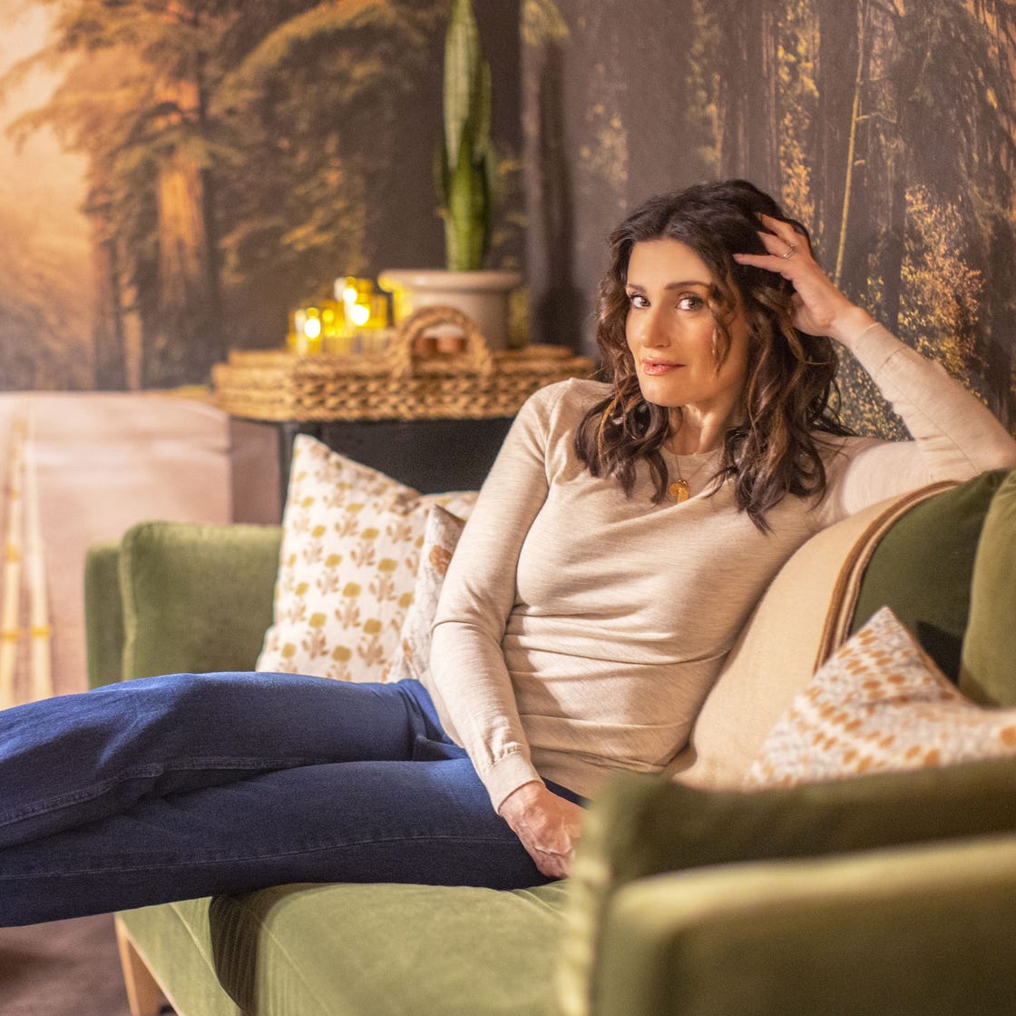 1120x1119 Inside Idina Menzel's Magical Redwood Dressing Room