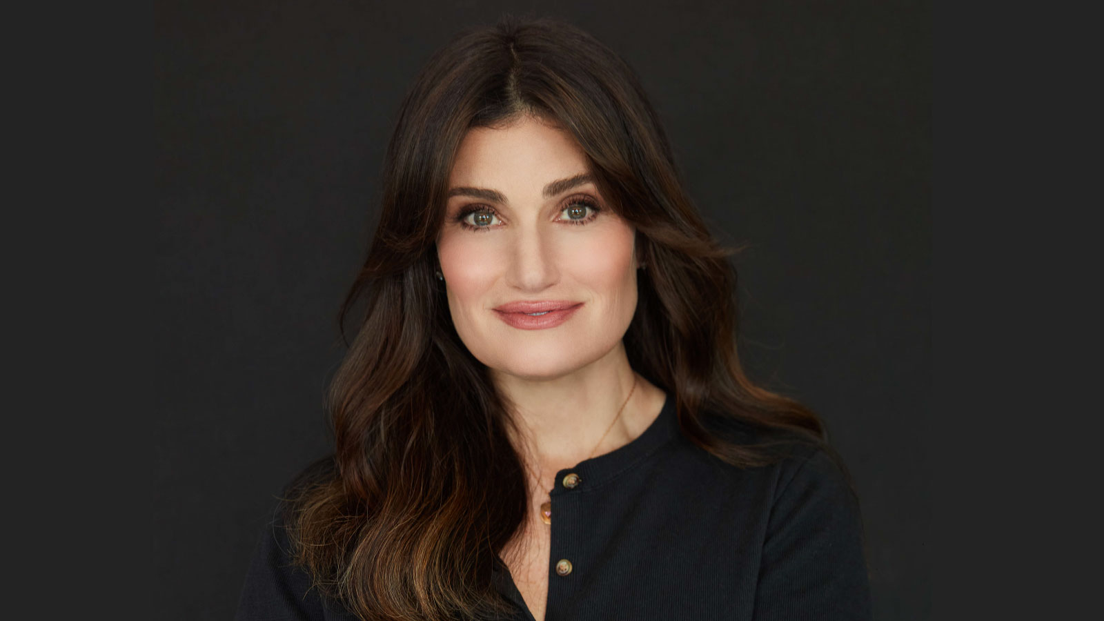 1600x900 Idina Menzel
