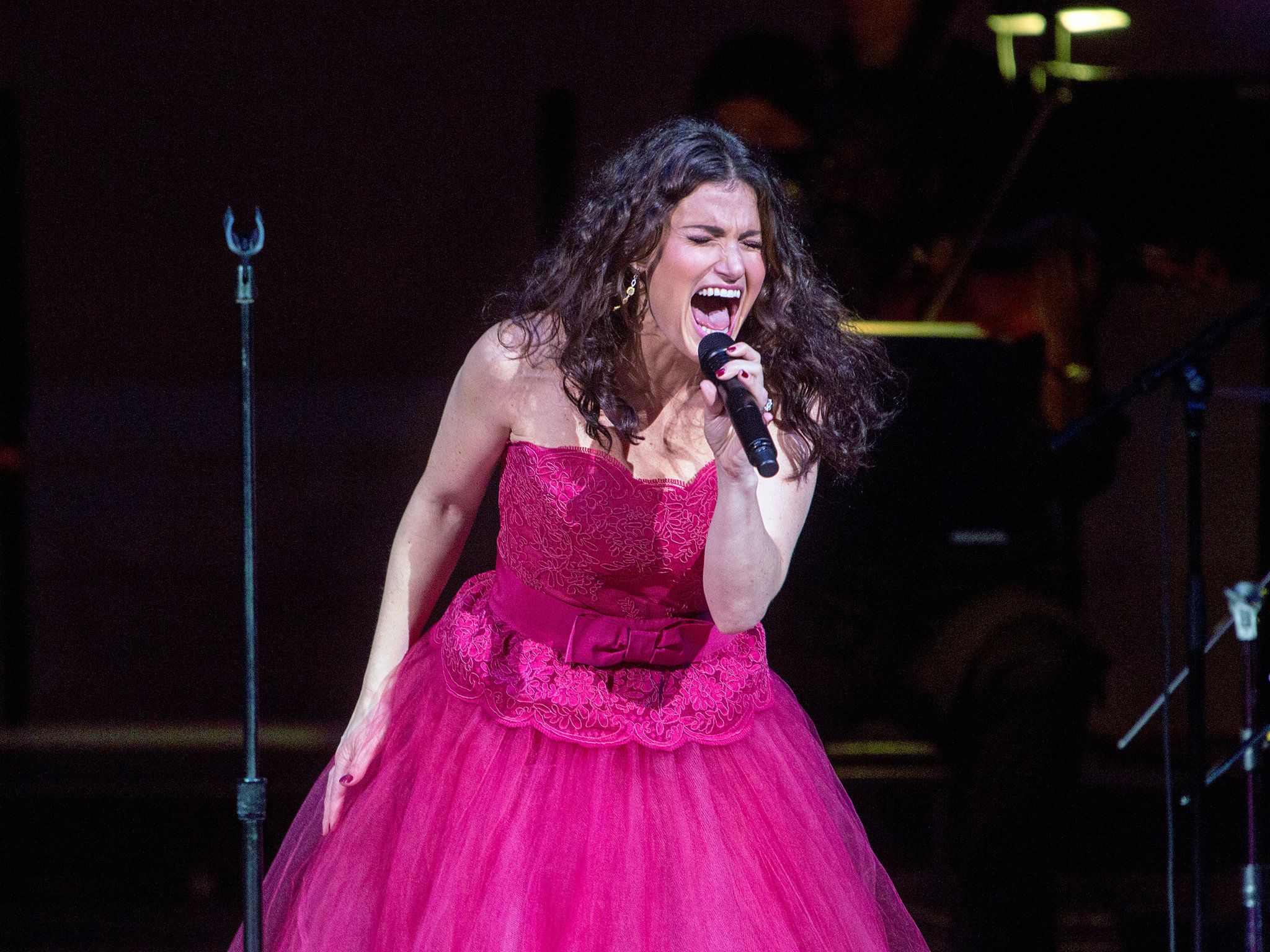 2048x1536 Idina Menzel's Role In 'If Then' Is Not Such A Stretch