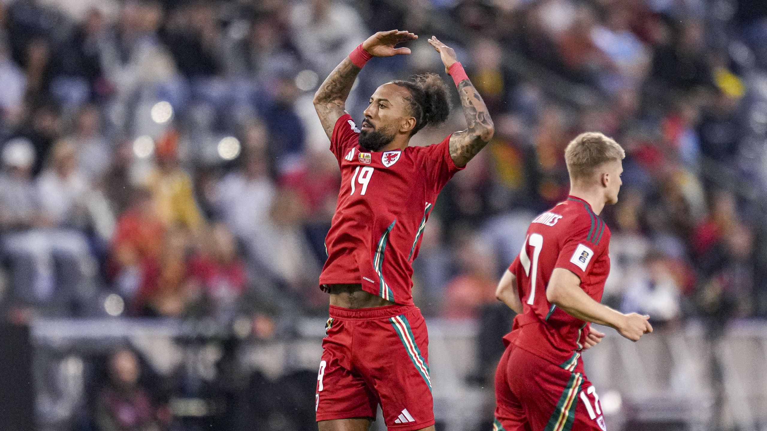 2560x1440 Morocco's Last Second Goalkeeper Change Causes Confusion As Yassine Bounou Disappears After National Anthems