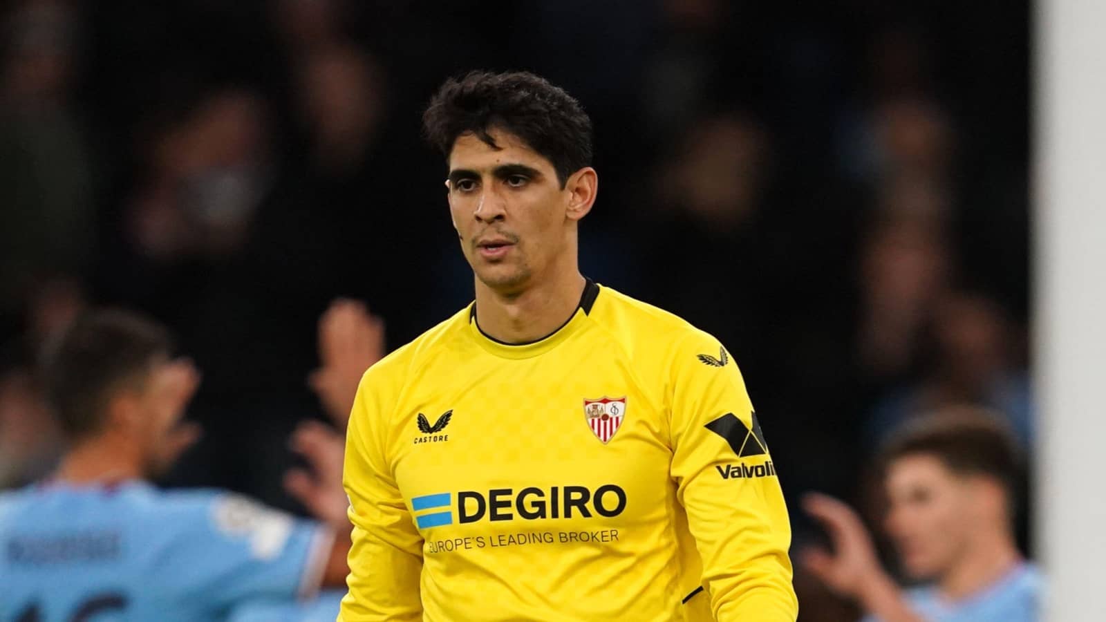 1600x900 Aston Villa stalwart in danger of being cut loose as Emery sets sights on dependable La Liga star