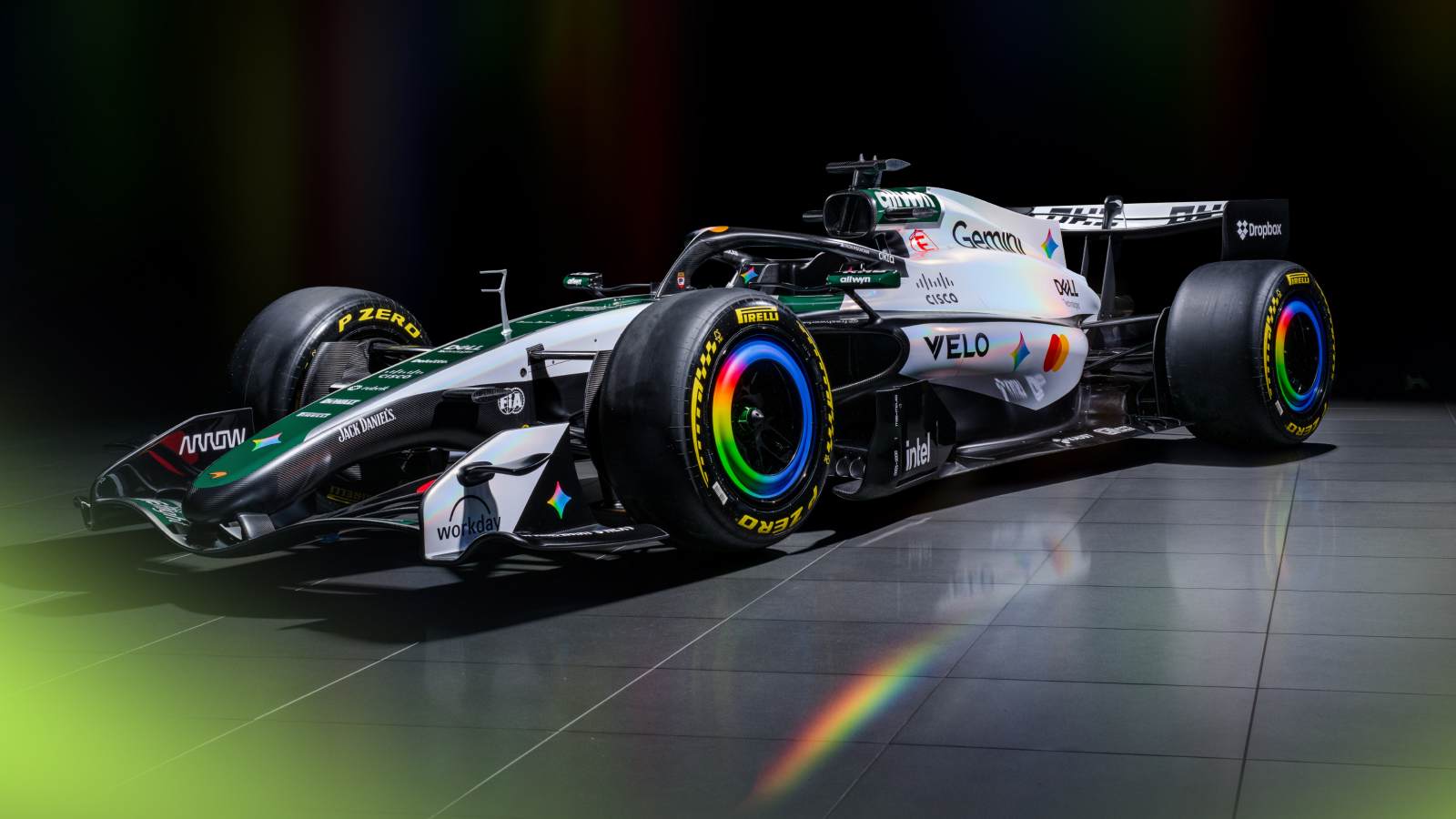 1600x900 McLaren livery: British GP colours inspired by original M2B racer