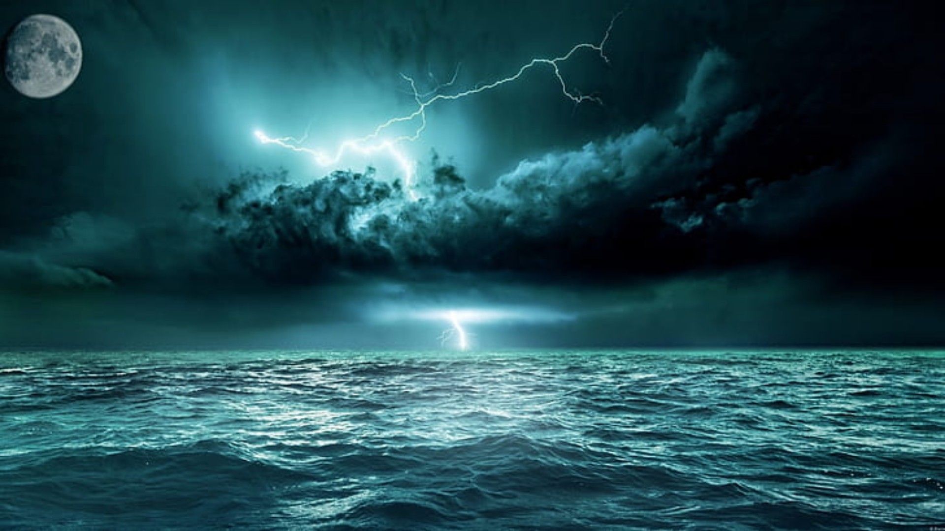 1920x1080 Ocean Thunderstorm
