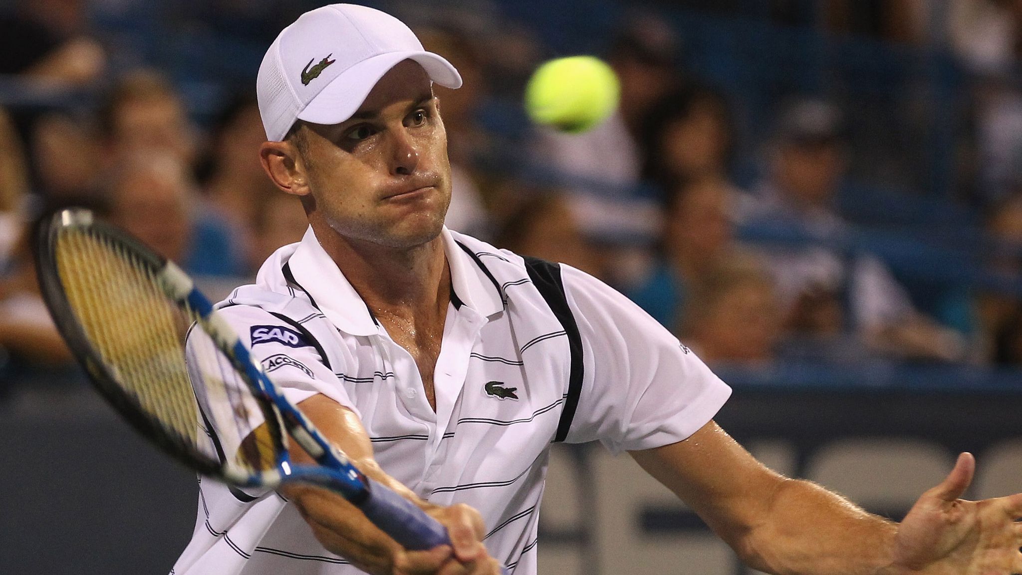 2048x1152 Roddick eases through