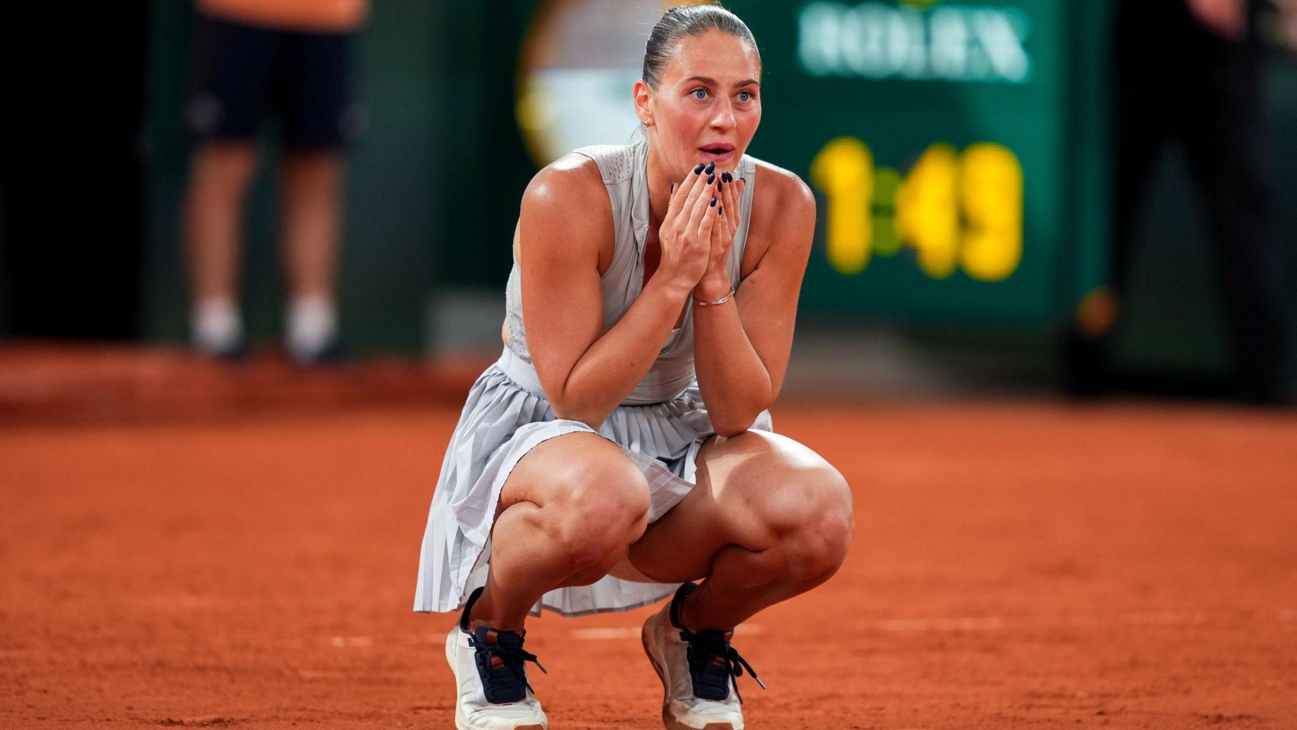 2560x1440 French Open 2026 results: Marta Kostyuk beats Elina Svitolina and dedicates match to Ukraine