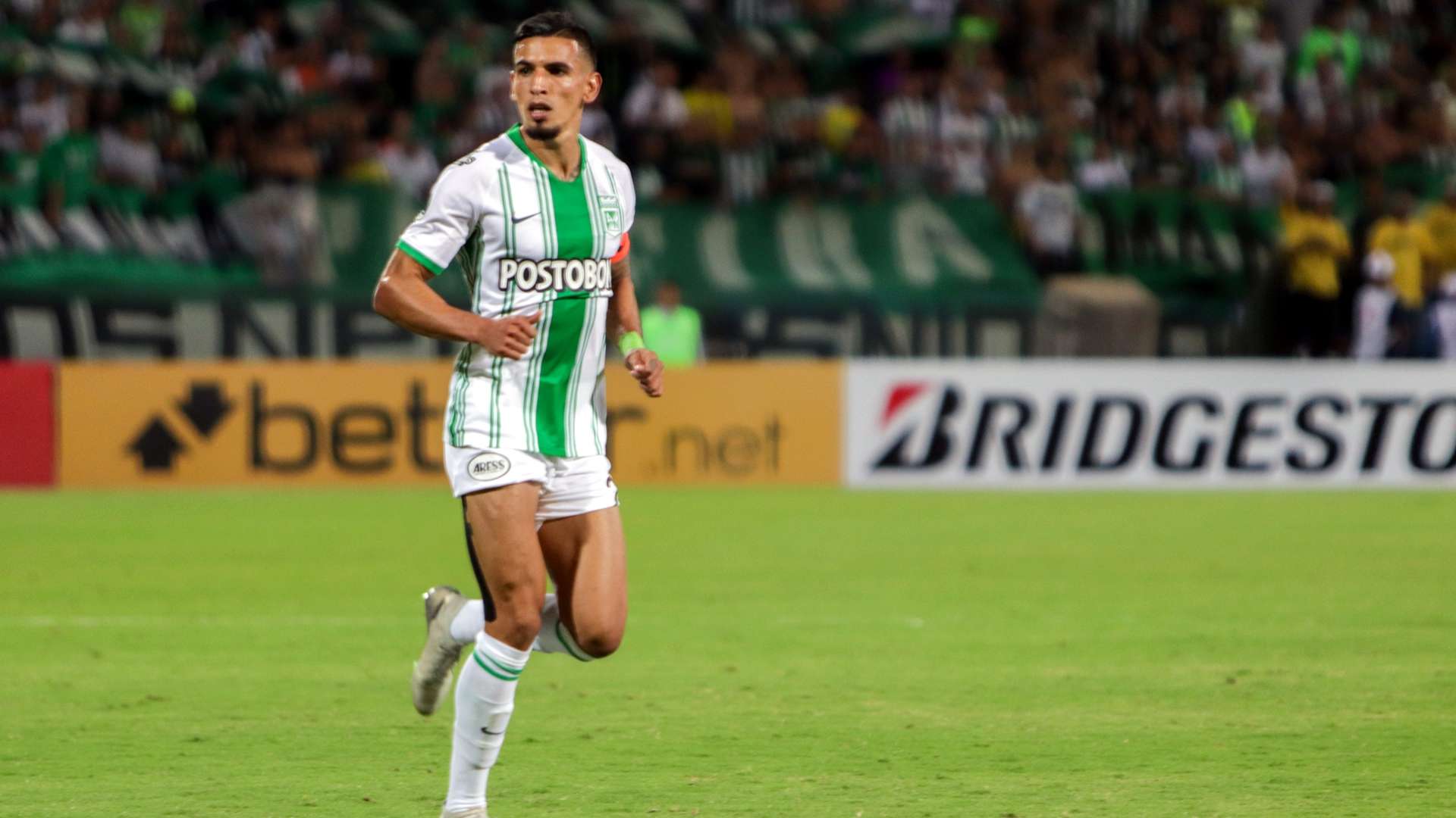 1920x1080 Daniel Muñoz sobre las ofertas desde Brasil: Me tienen sin cuidado. Goal.com México