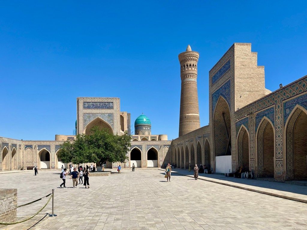1024x768 Bukhara. The Road Less Traveled
