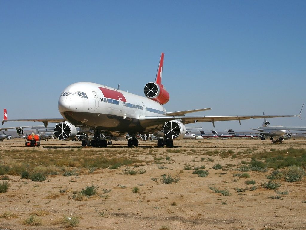1024x768 McDonnell Douglas MD- Swissair