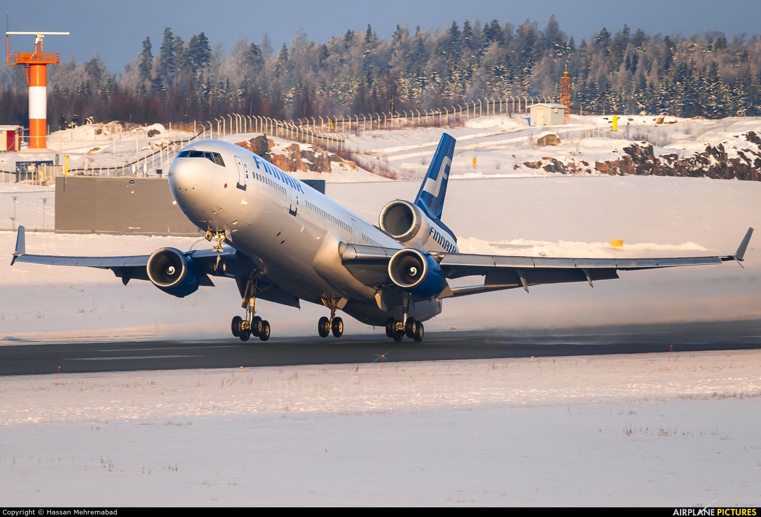1500x1019 Finnair McDonnell Douglas MD 11 OH LGB At Helsinki HEL / EFHK