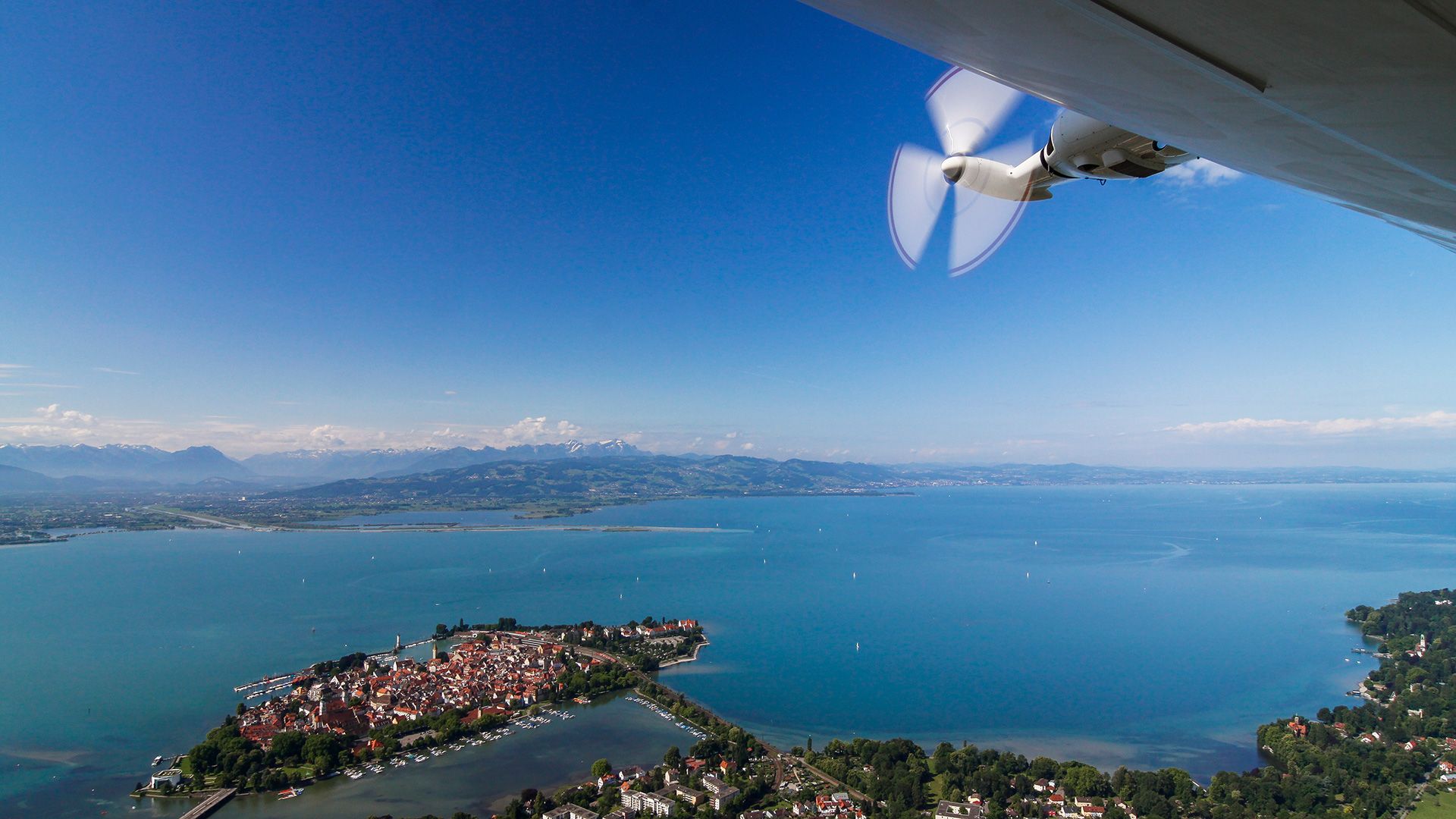 1920x1080 Attractions on Lake Constance