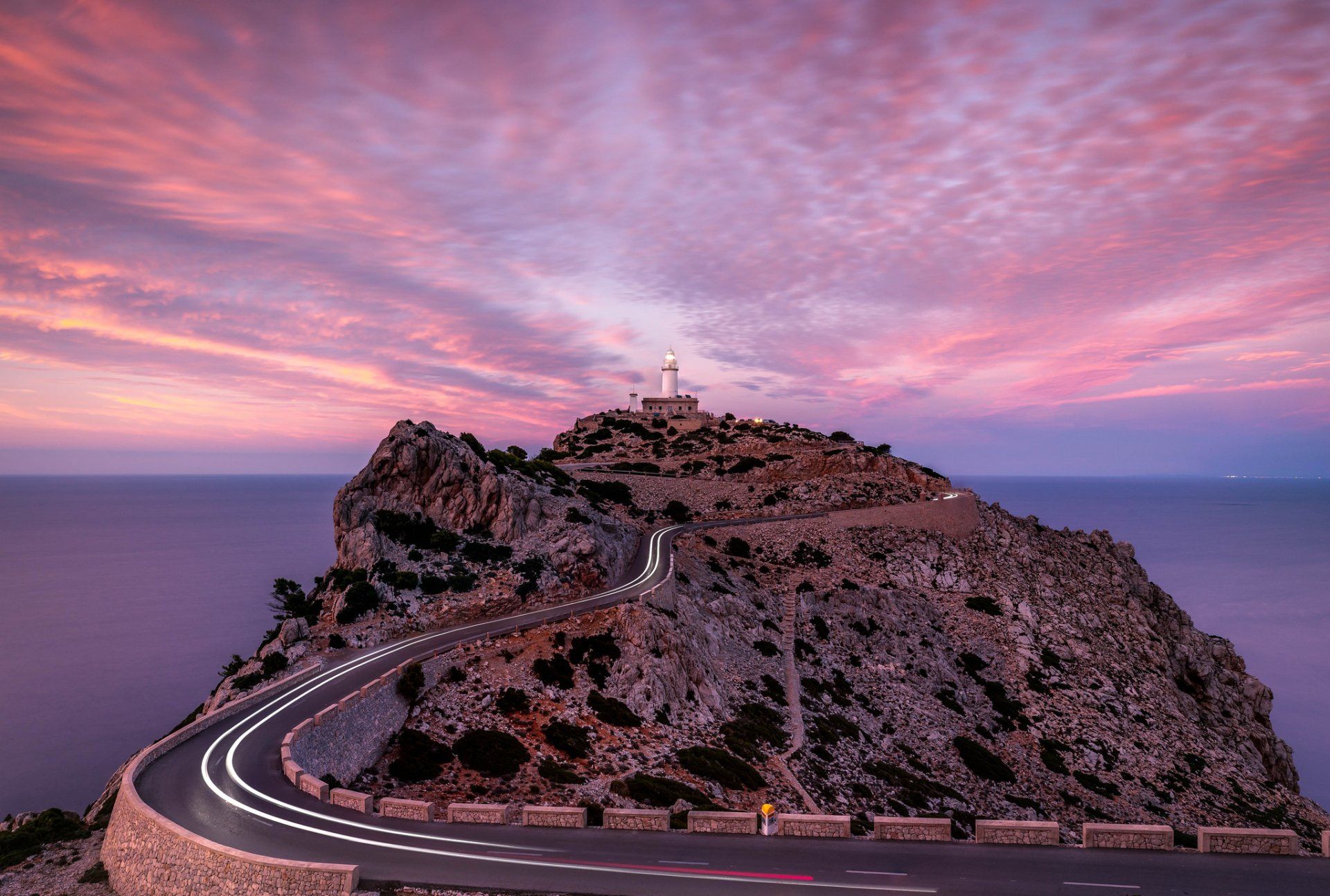 1920x1294 Sunset Drive to the Lighthouse: Stunning HD Roadside Viewx1380