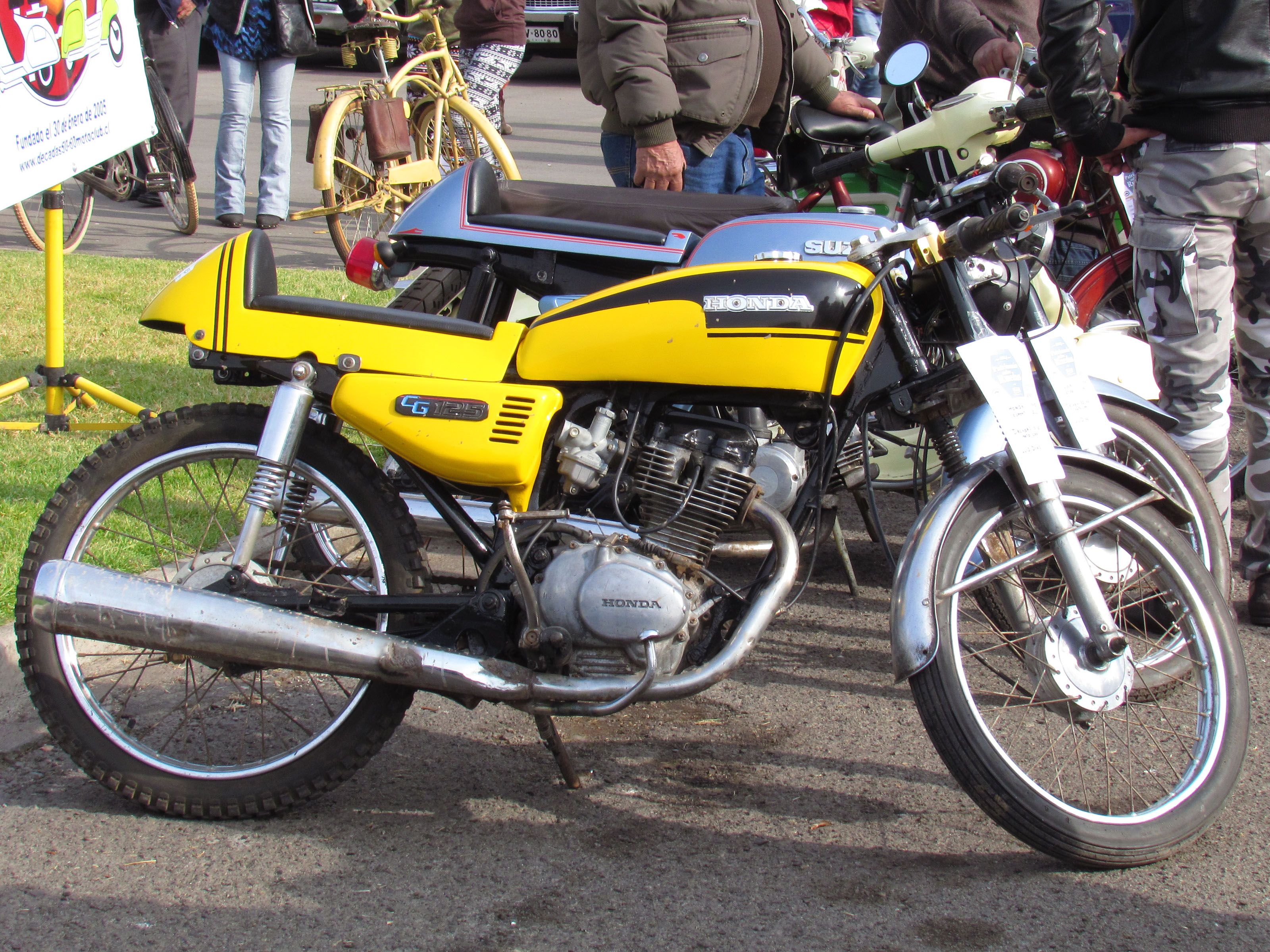 3200x2400 Honda CG 125 Sport
