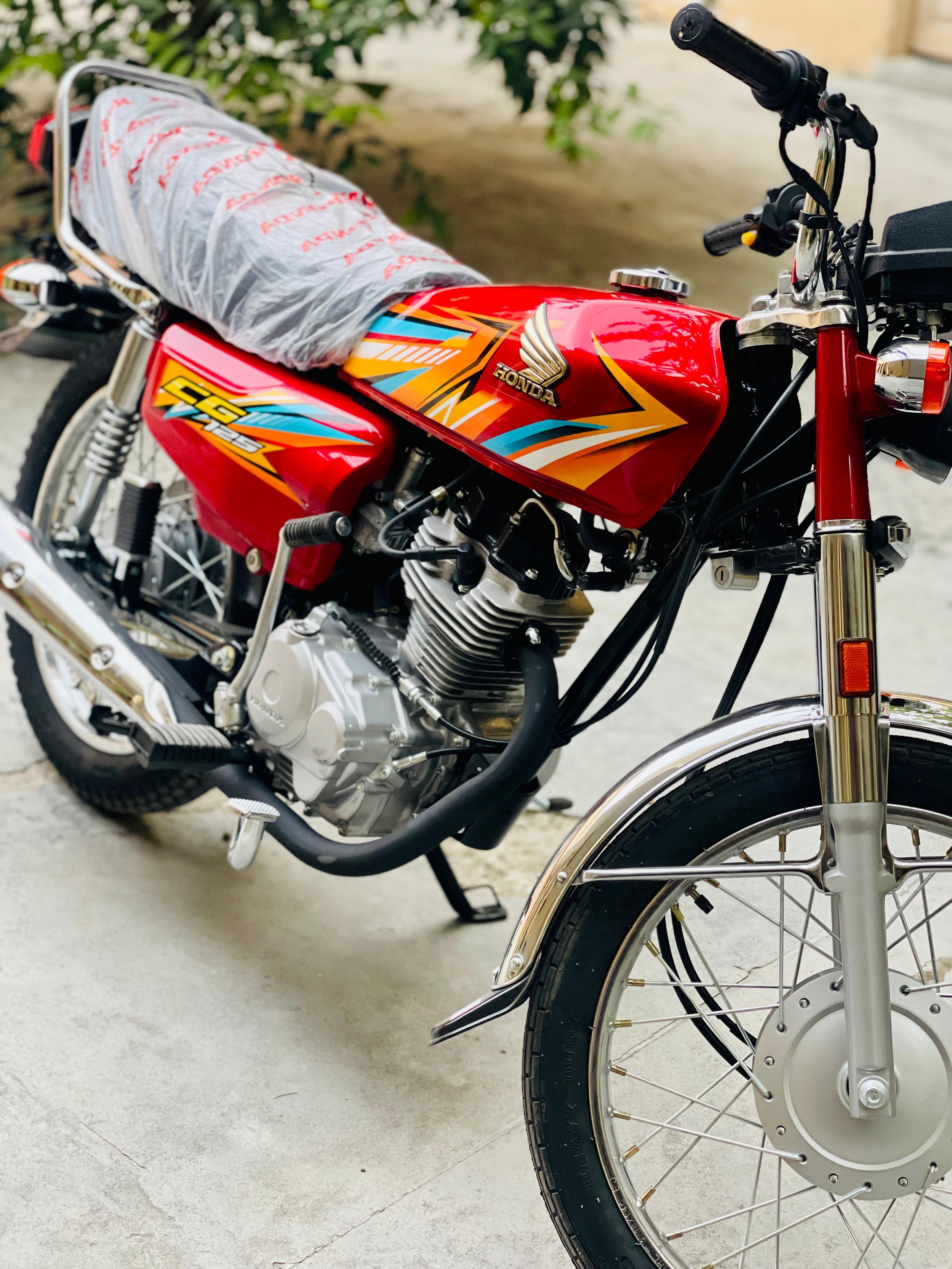 3024x4032 Just got my first motorcycle. Honda CG125 2026
