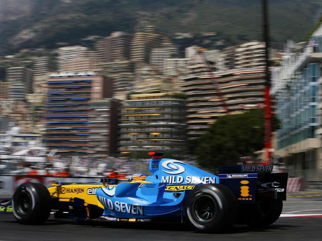 1024x768 Renault R26. Fernando Alonso during 2005 Monaco Grand Prix. racing is life