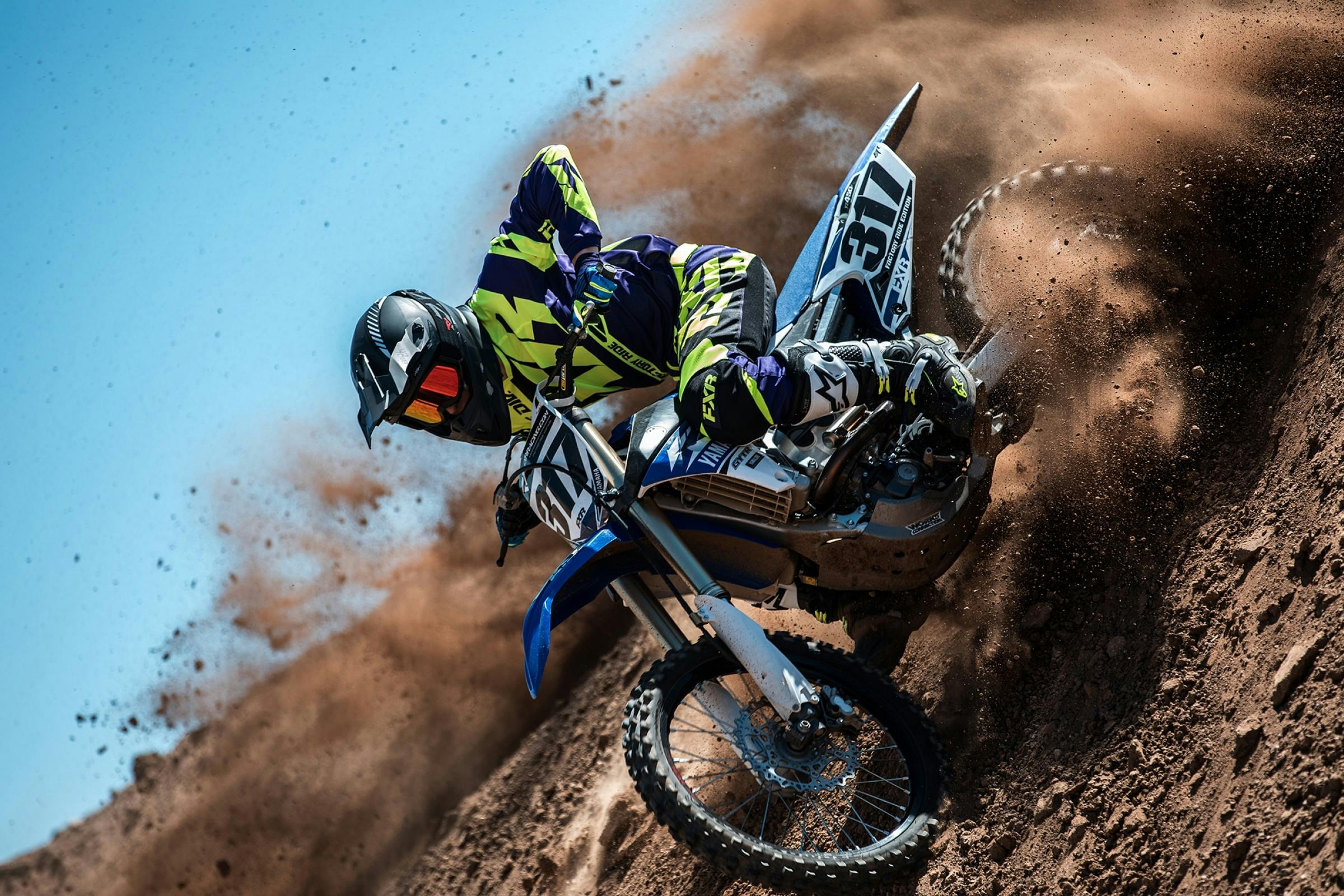 2400x1600 FXR Launches 2018 Gear Line