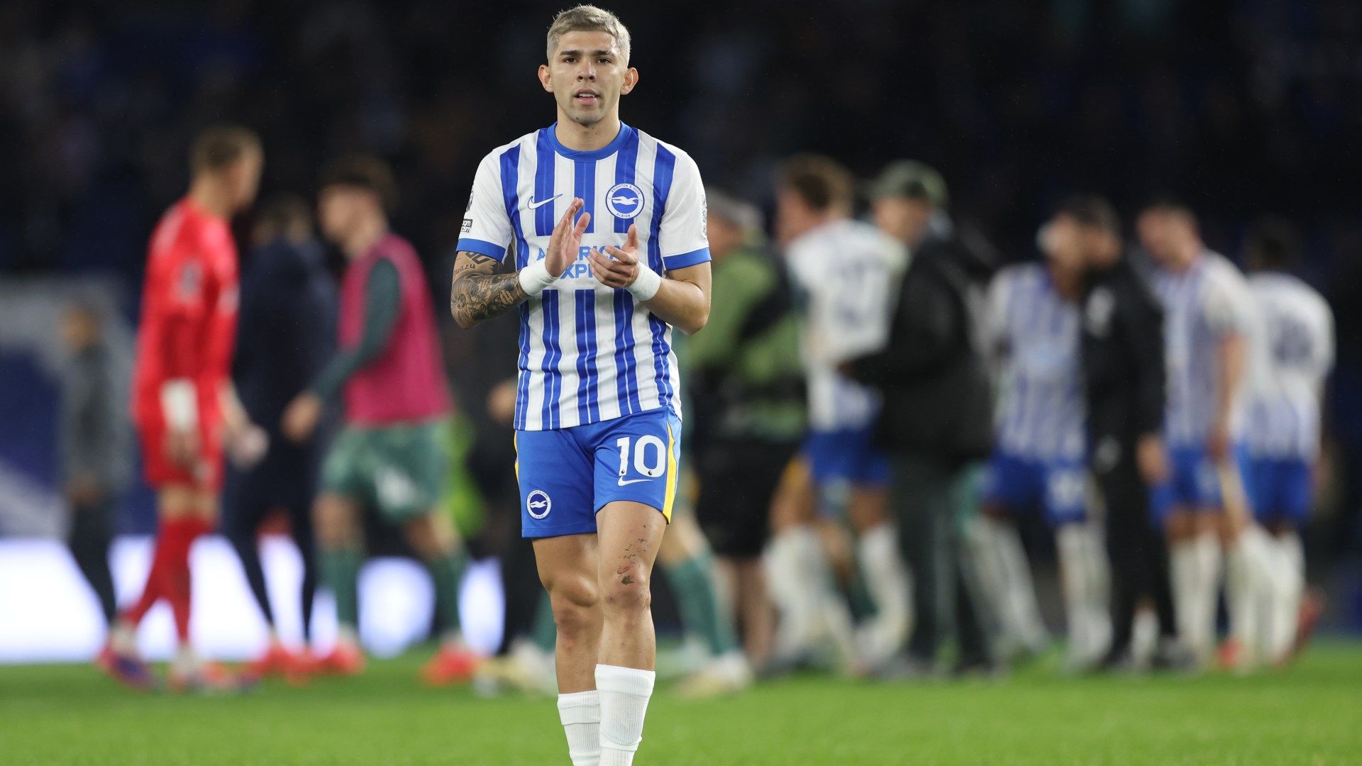 1920x1080 Premier League star reveals he 'almost died' in recent medical emergency on plane