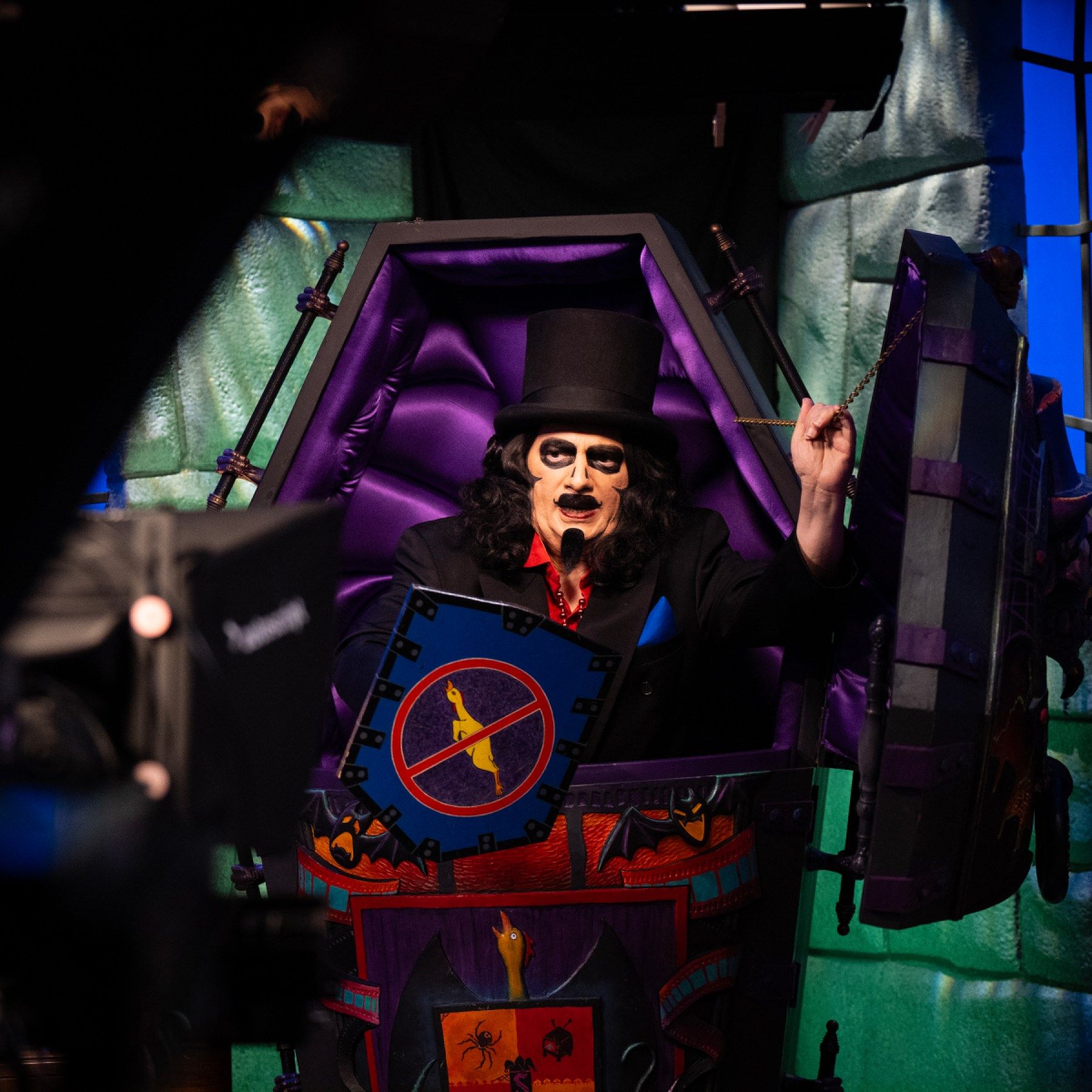1800x1800 The Chicago Ghoul Who Will Not Die! Horror host Svengoolie lives on