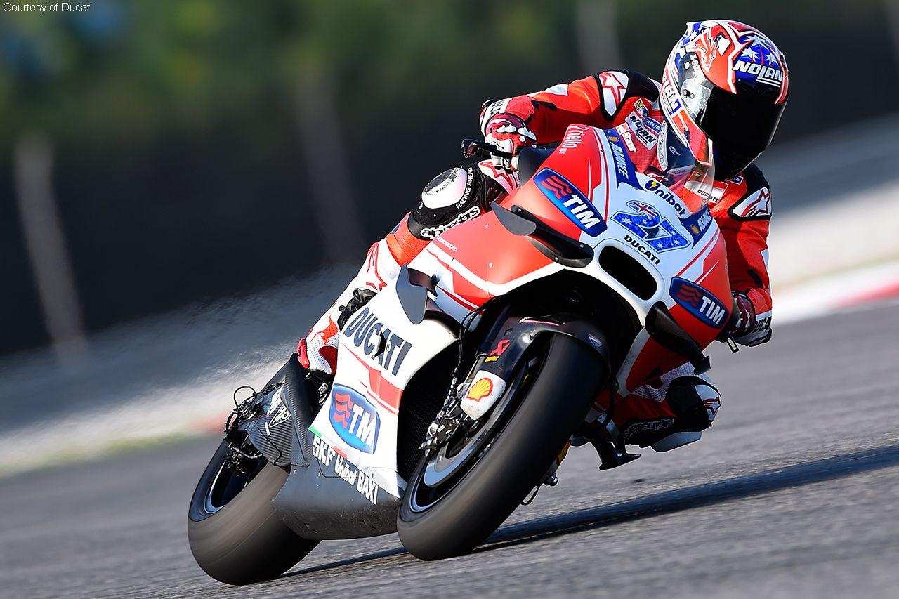 1280x853 Casey Stoner: 'I haven't been asked to race in MotoGP'