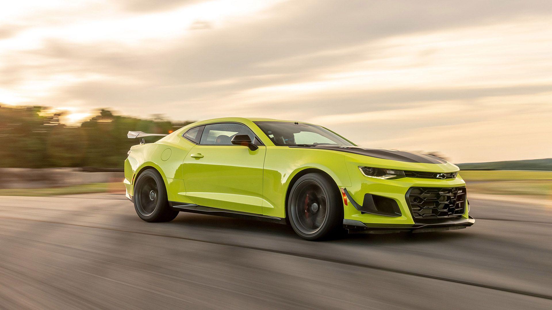 Chevrolet Camaro zl1 Р¶РµР»С‚С‹Р№