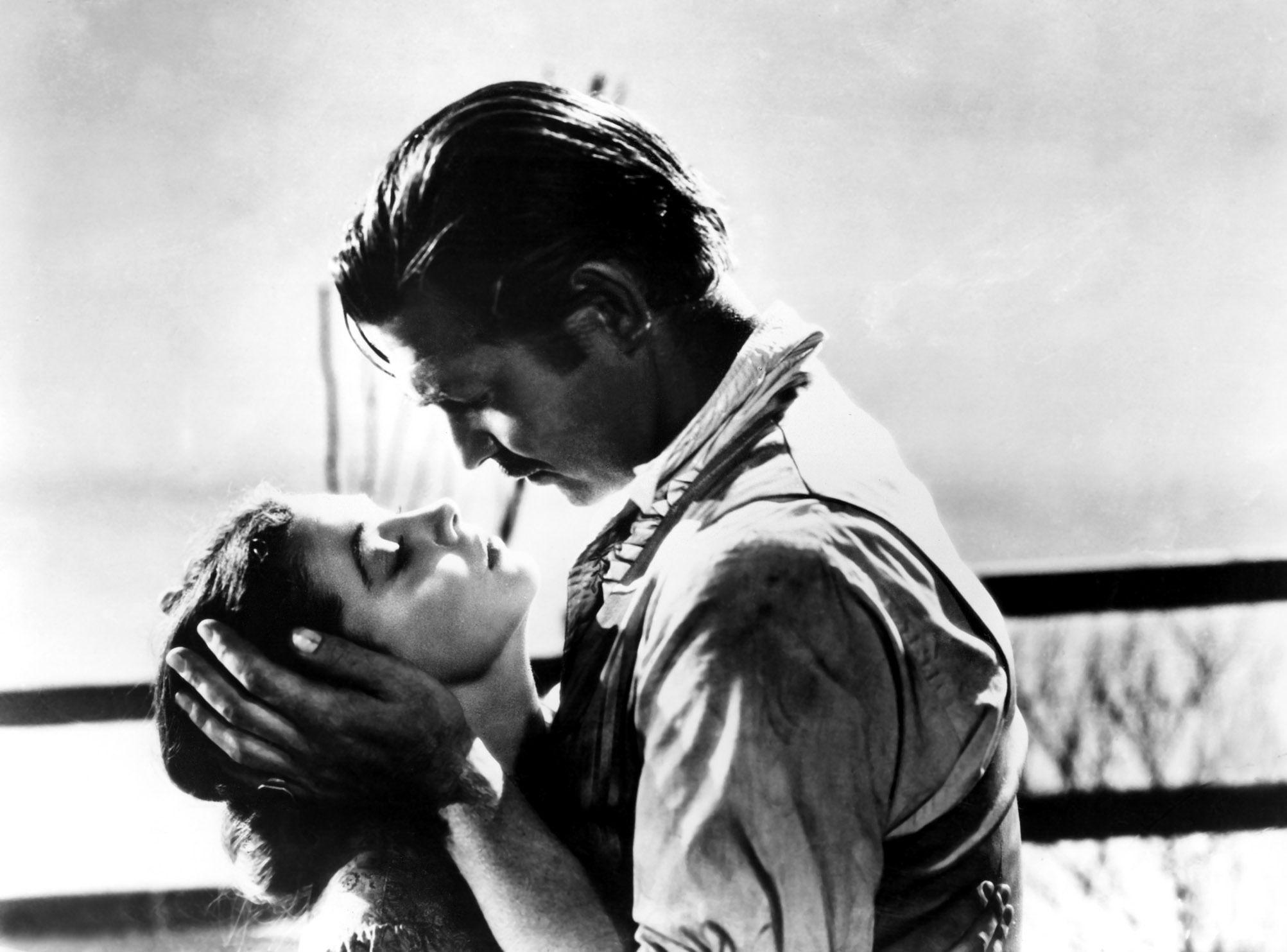 2005x1483 Gone with the wind with the Wind Photo