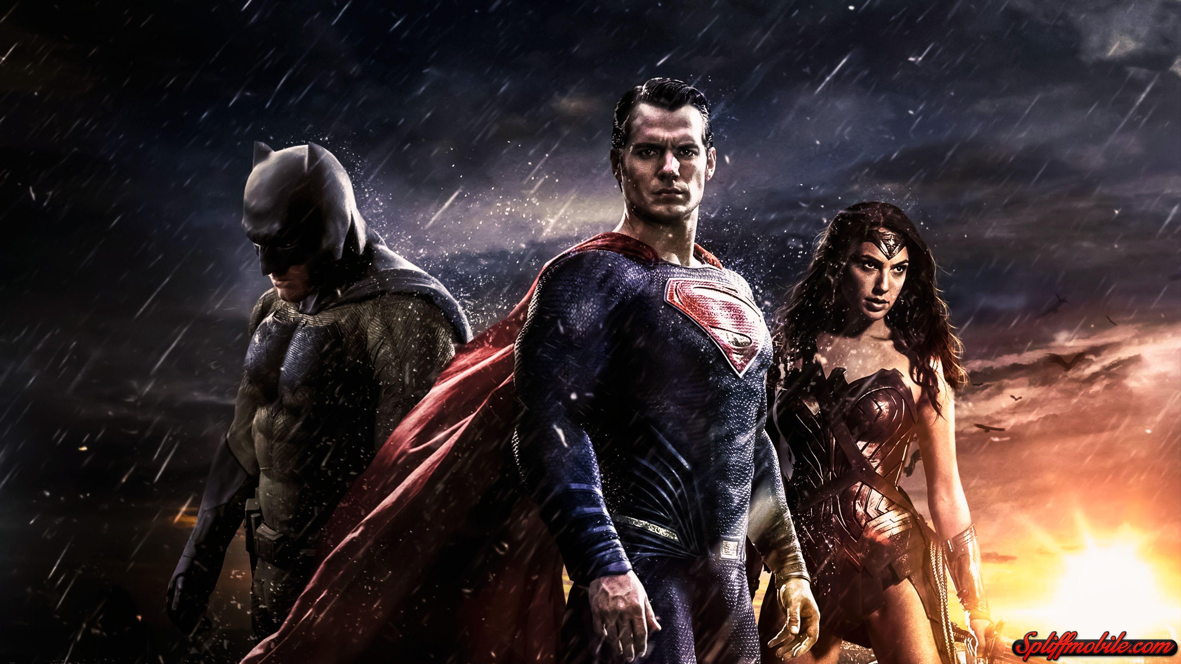 3840x2160 Superman and Batman Wallpaper