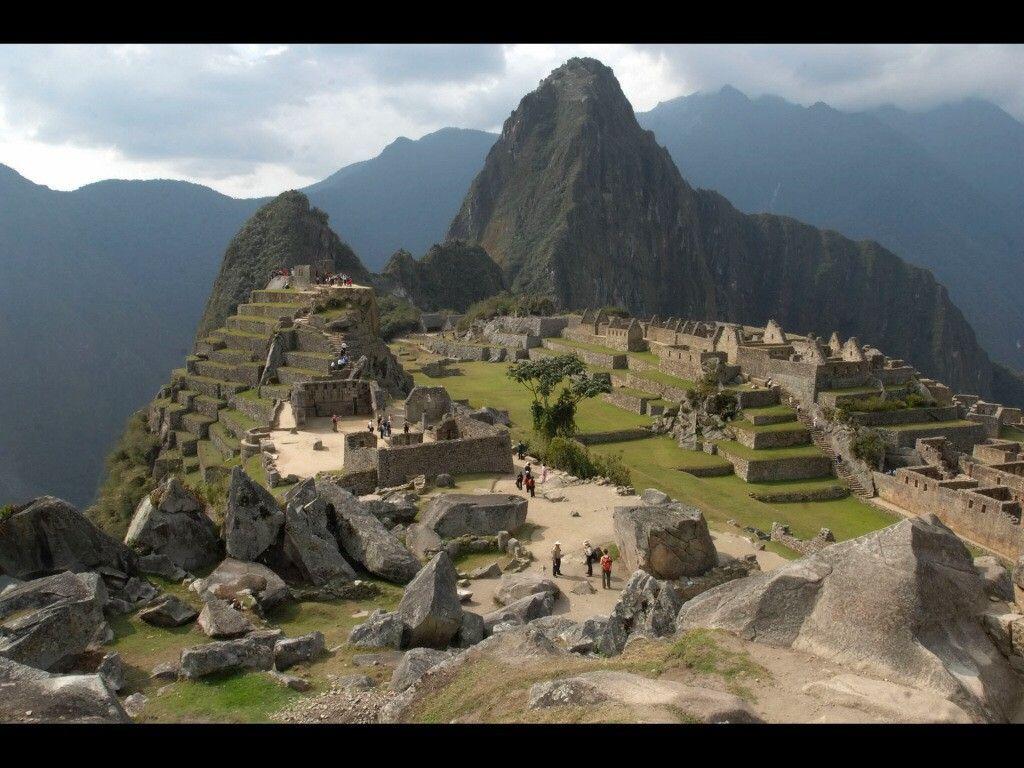 1024x768 Ruins of the ancient city wallpaper and image