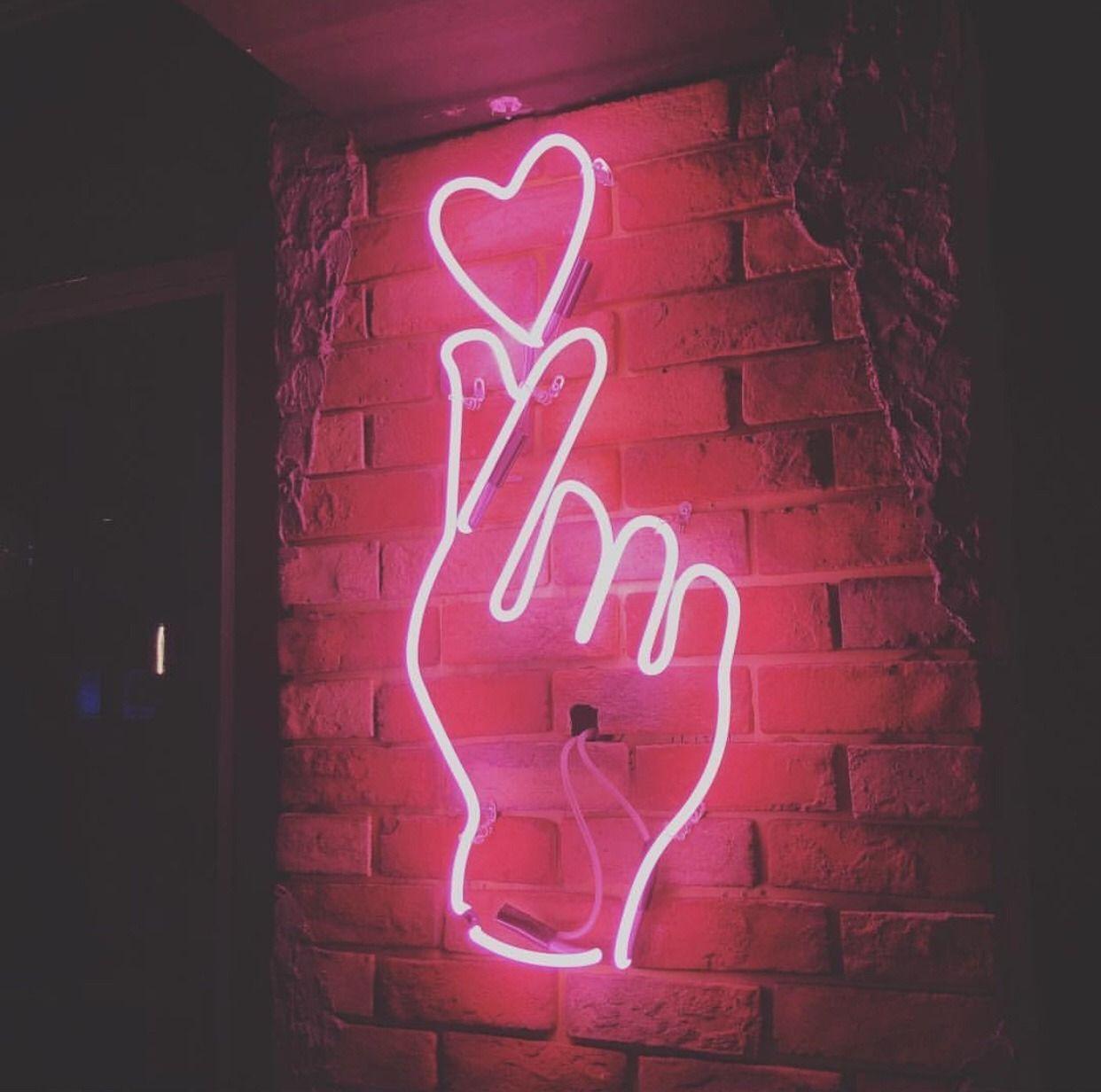 Featured image of post Red Neon Aesthetic Heart The weeknd abel tesfaye abelxo starboy songs neon theme neon aesthetic neon sign neon lights neon neon red aesthetic glow blog bright glow glowinthedark neon wall art neon words neon wall lights in the night tumblr themes
