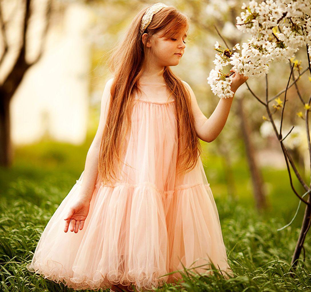 Little Girl Wallpapers Top Free Little Girl Backgrounds WallpaperAccess