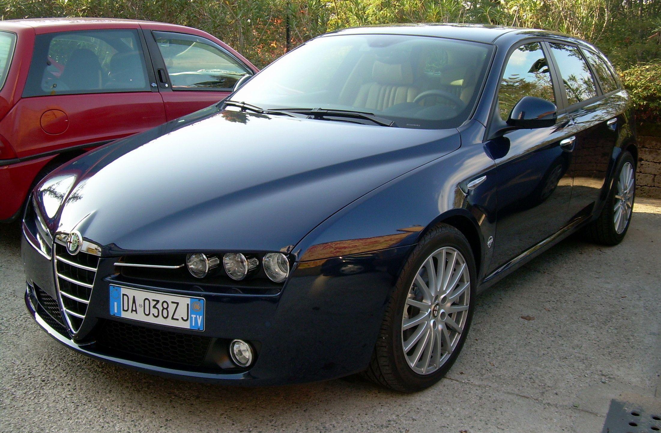 2202x1443 Alfa Romeo 159 Wallpaper