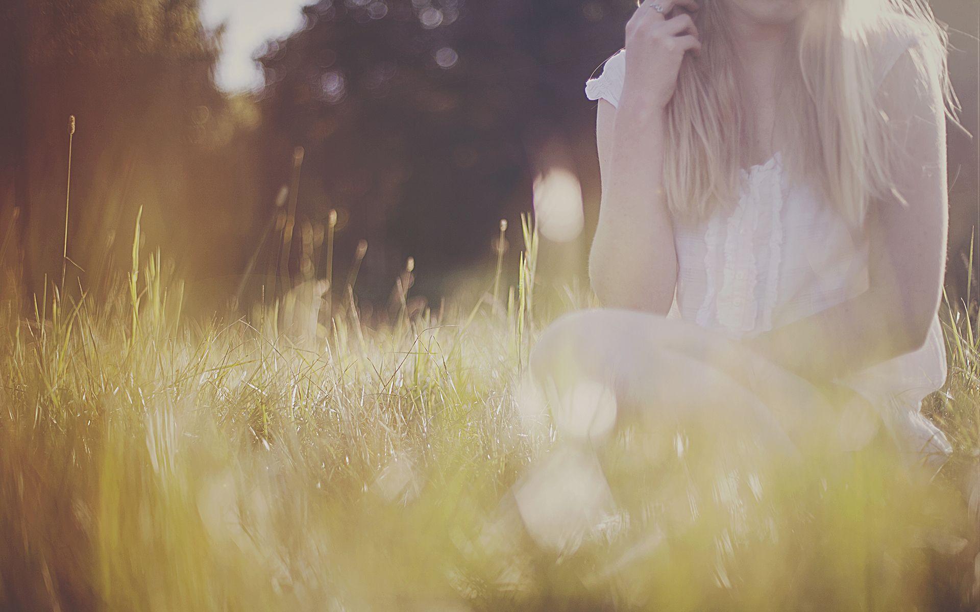 1920x1200 Girl, Field, Nostalgic, Mood Widescreen Wallpaper. Wide