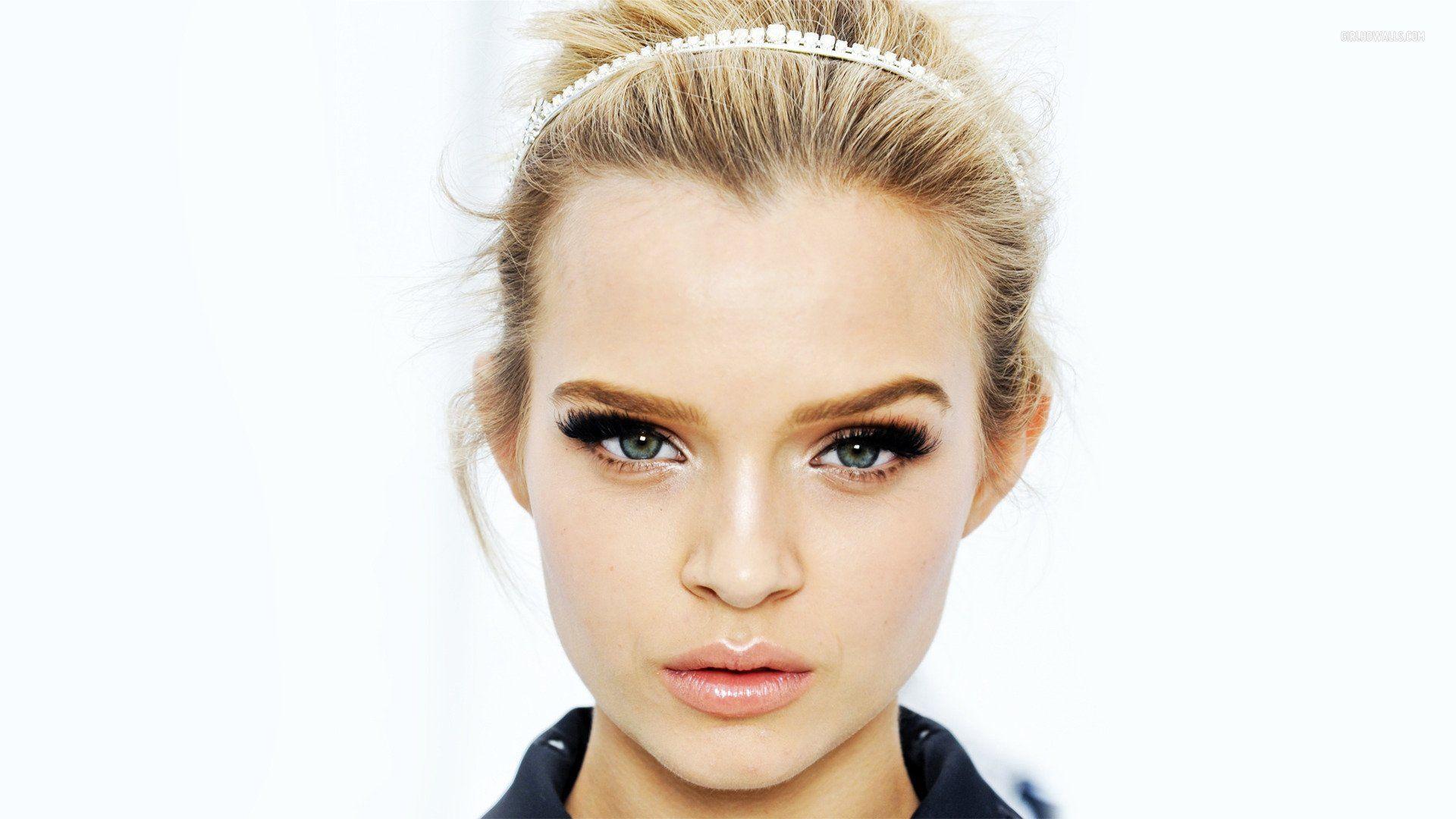 1920x1080 Josephine Skriver Wallpaper