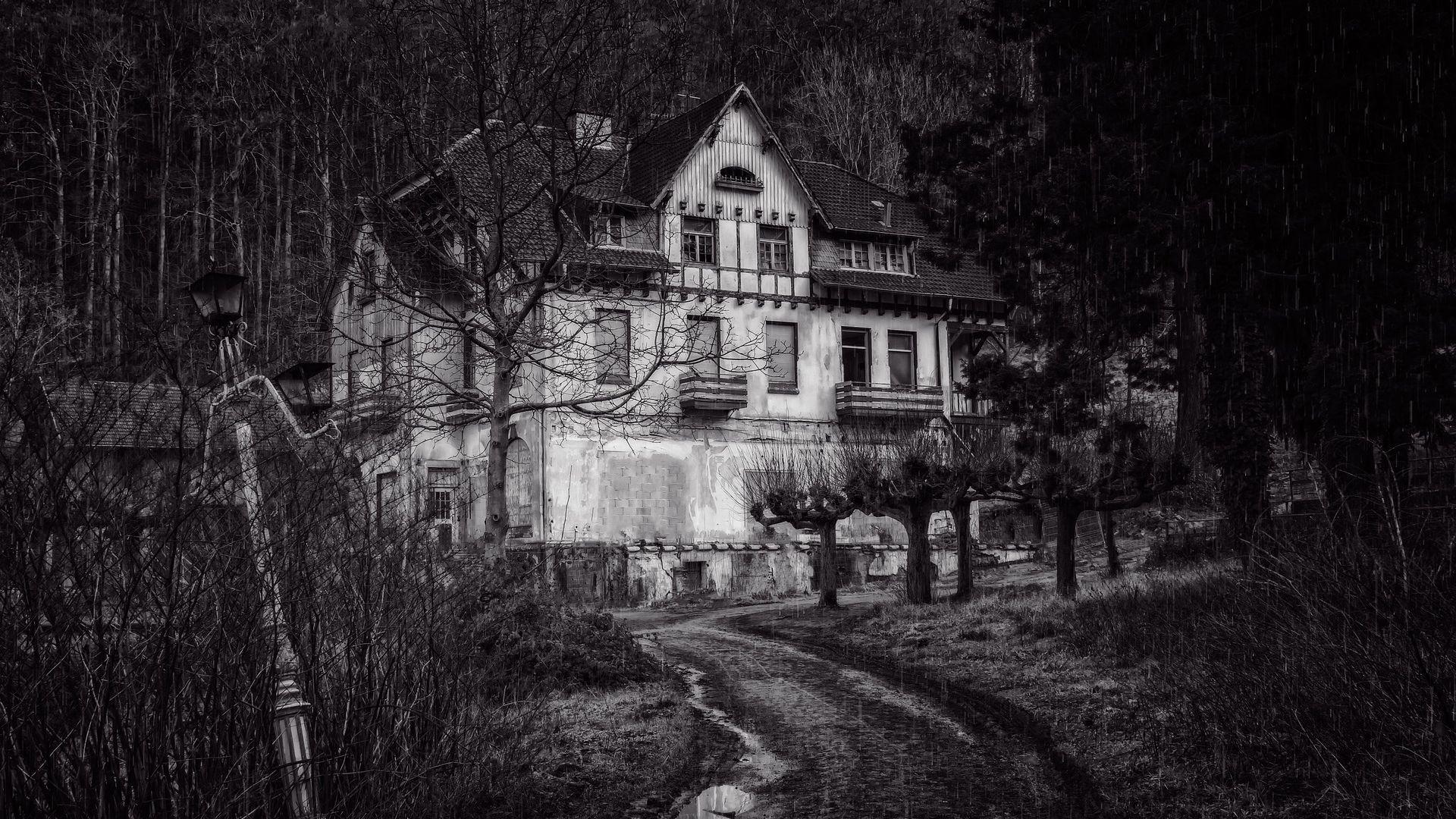 1920x1080 Black And White House Wallpaper