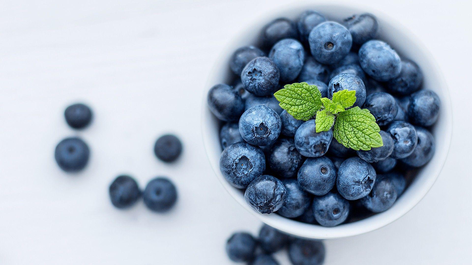 1920x1080 Blueberries Wallpaper