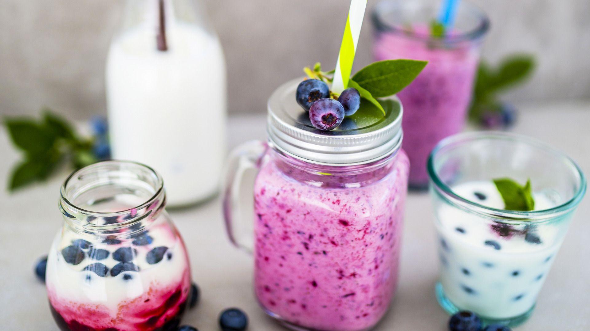 1920x1080 Download wallpaper berries, milk, blueberries, cocktail, Bank