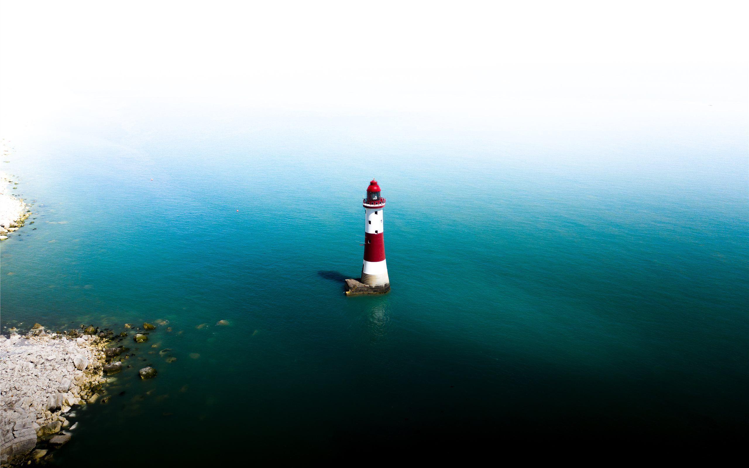 2560x1600 Beachy Head Lighthouse, E. MacBook Air Wallpaper Download
