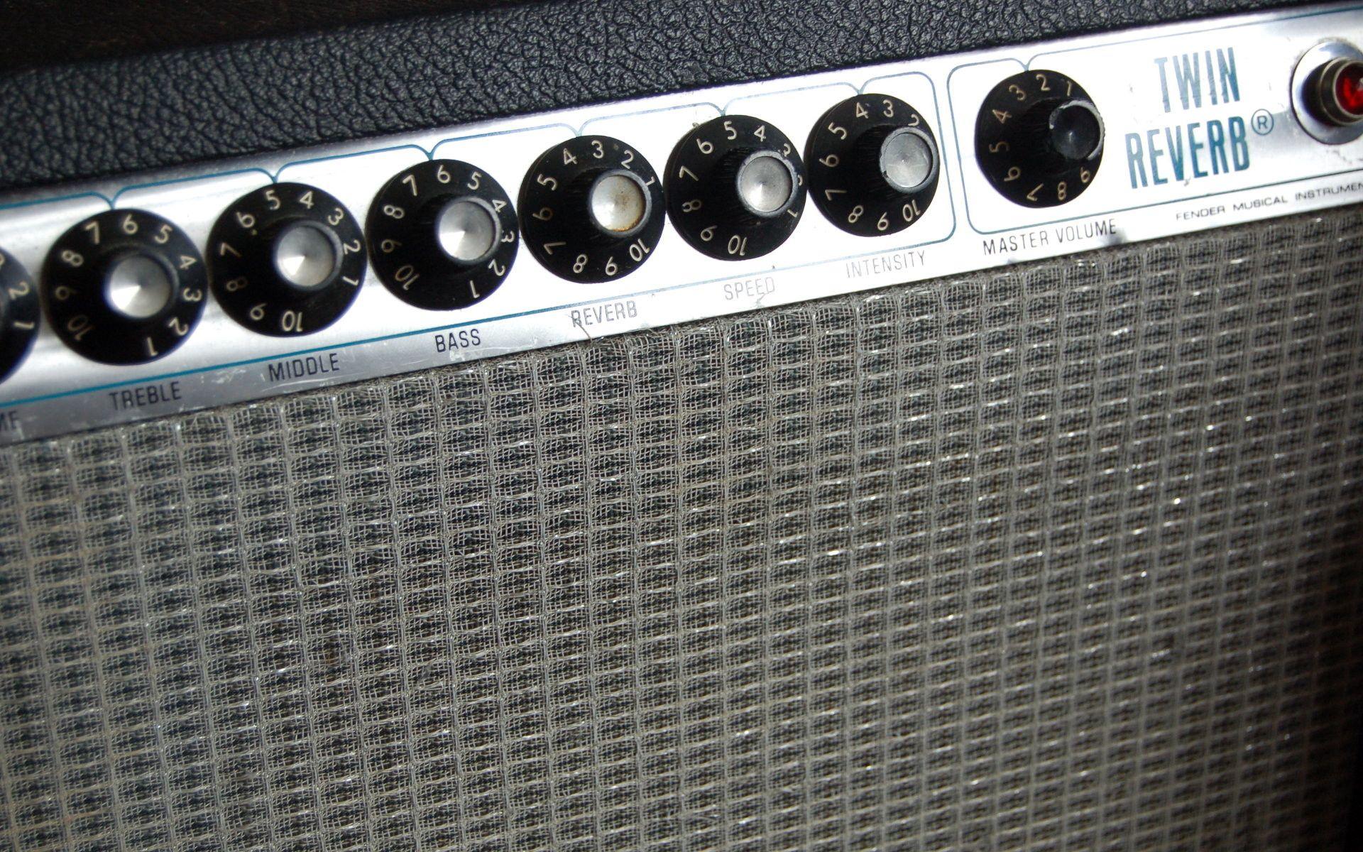 1920x1200 Orange Amp Wallpaper