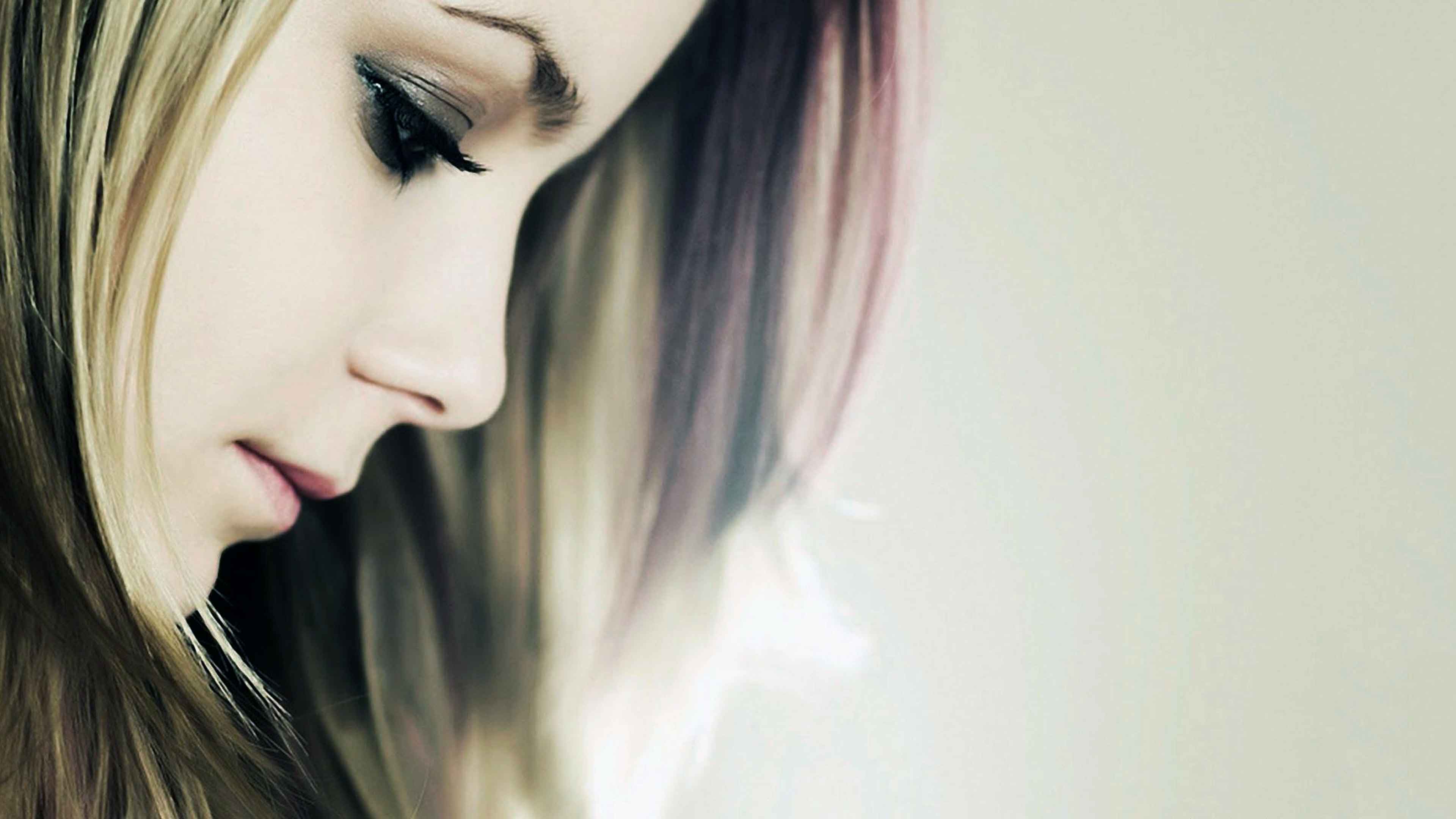 3840x2160 Alone Sad Girl Desktop Wallpaper. HD Wallpaper, HD Background