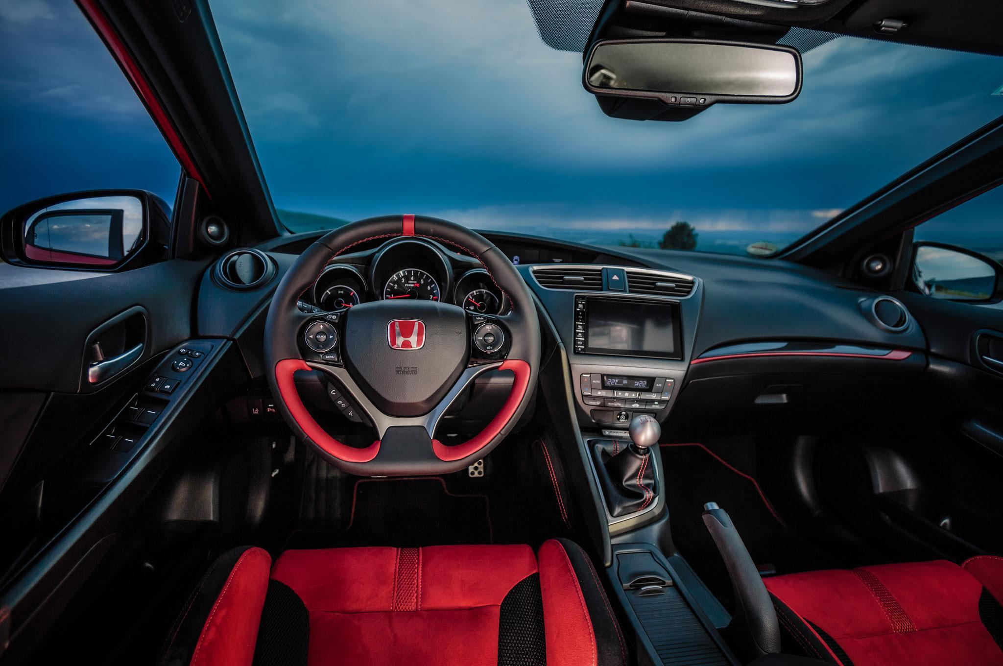 2048x1360 Modulo Honda Civic Sedan 4k Wallpaper